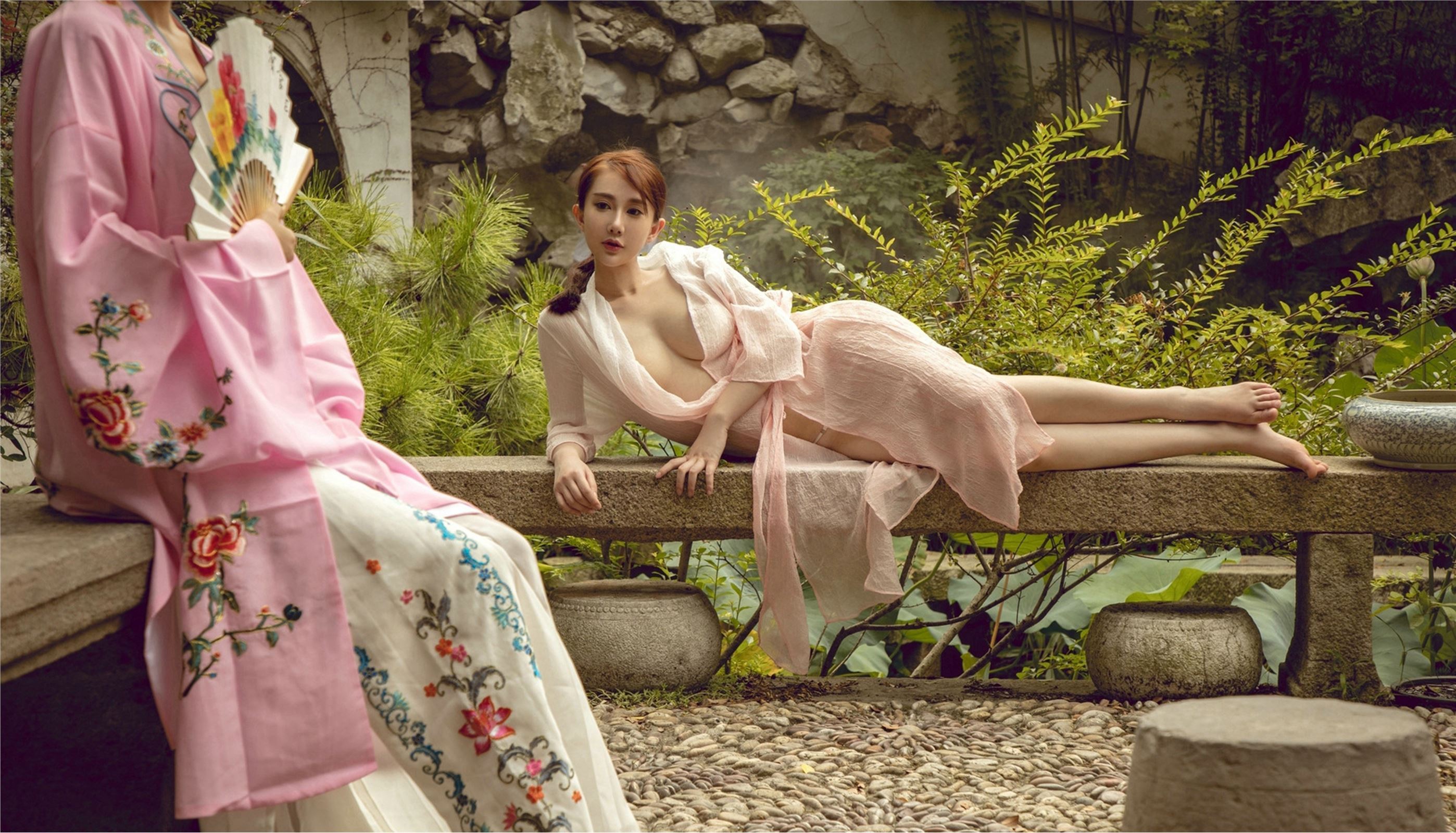 [Ugirls尤果网]2018.09.21 T037 白月光