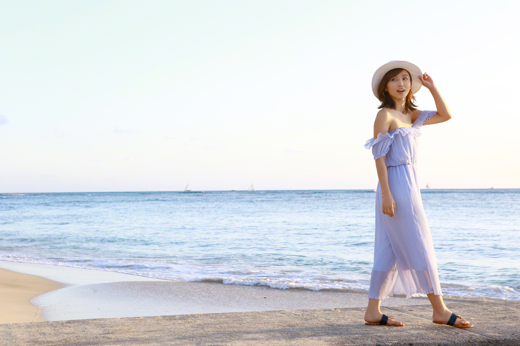 [Wanibooks WBGC] 2016.04 No.142 Risa Yoshiki 吉木りさ