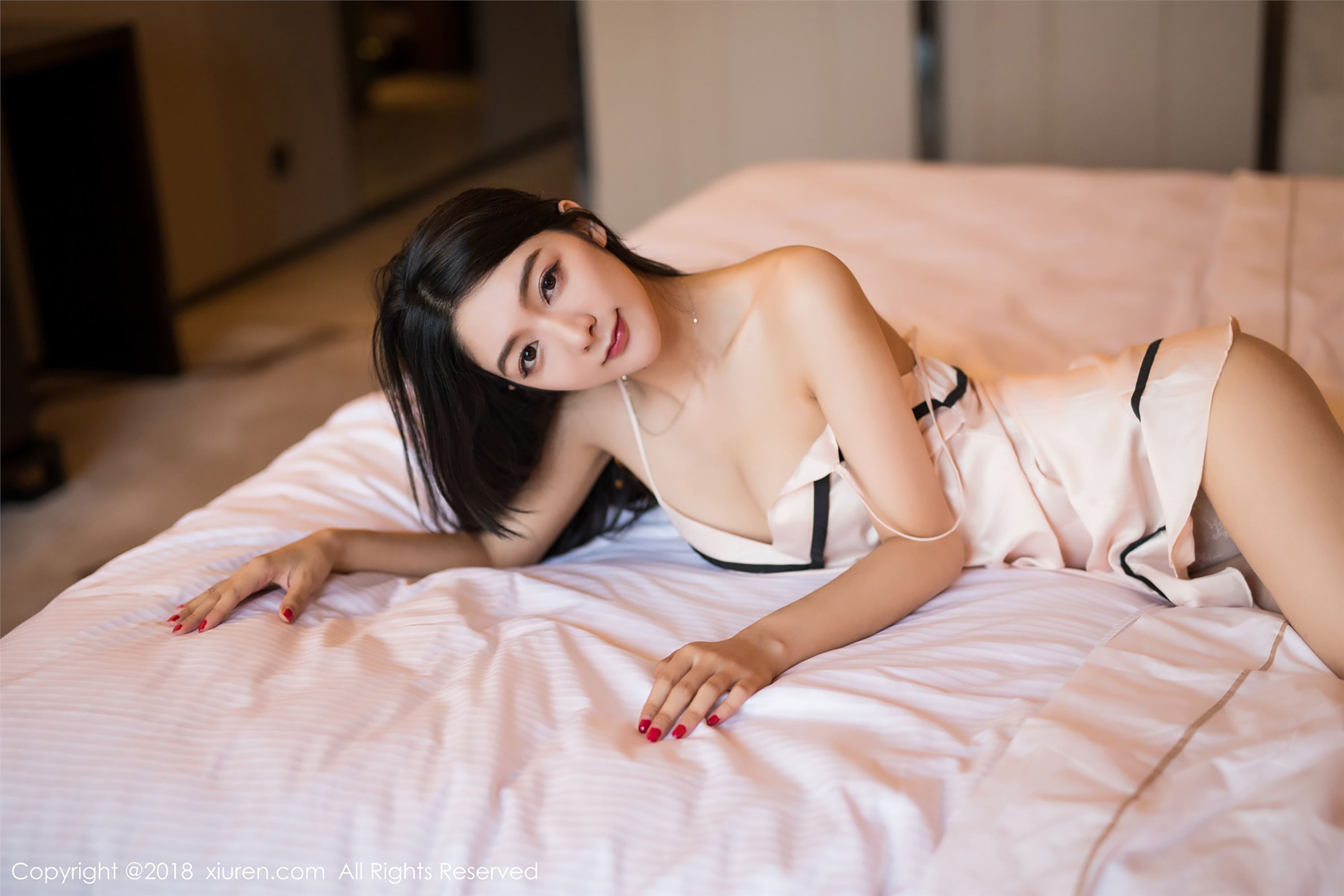 [XIUREN秀人网] 2018.12.27 NO.1292 Angela喜欢猫