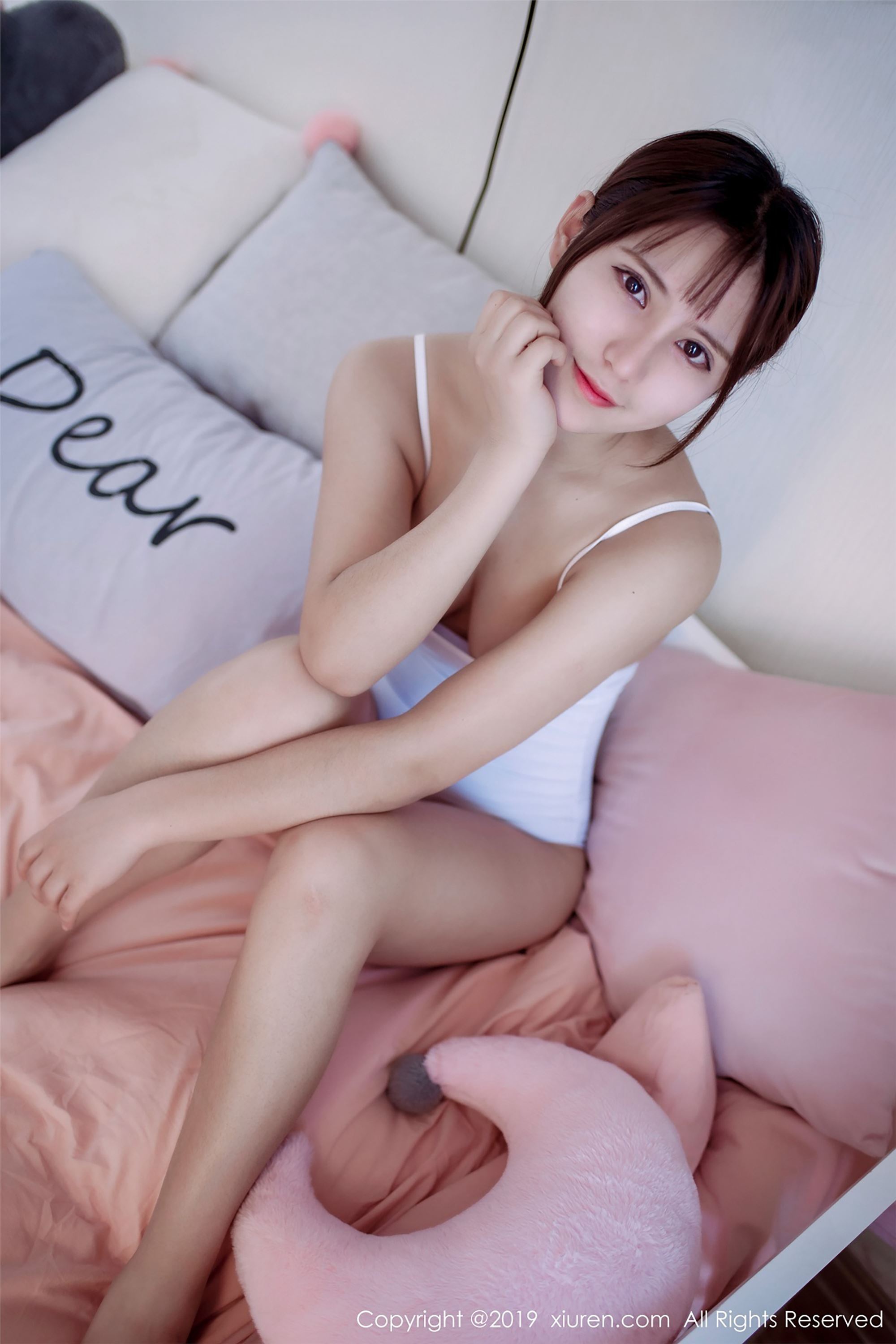 [XIUREN秀人网] 2019.04.04 NO.1383 久久Aimee