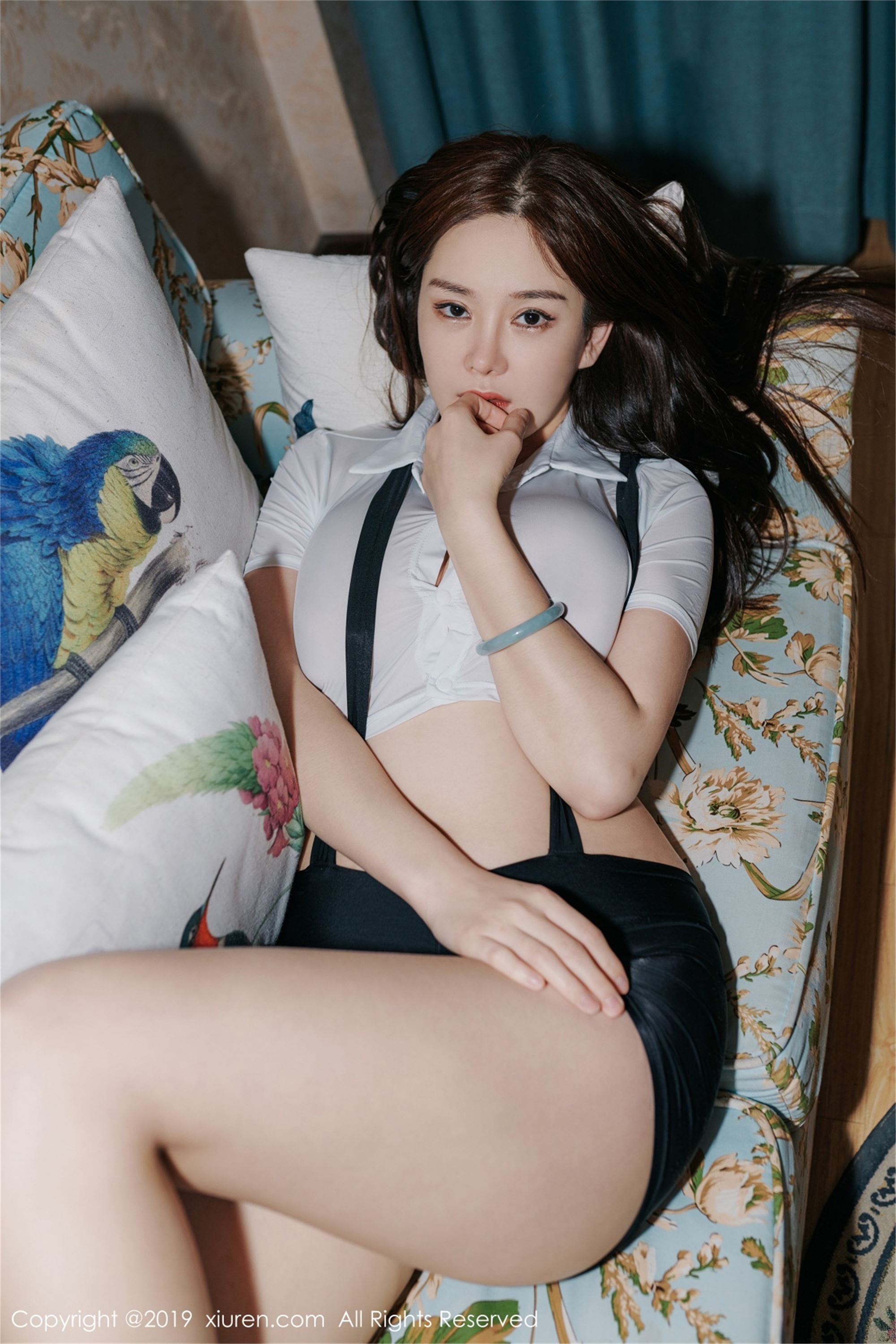 [XIUREN秀人网] 2019.04.24 NO.1413 易阳Silvia