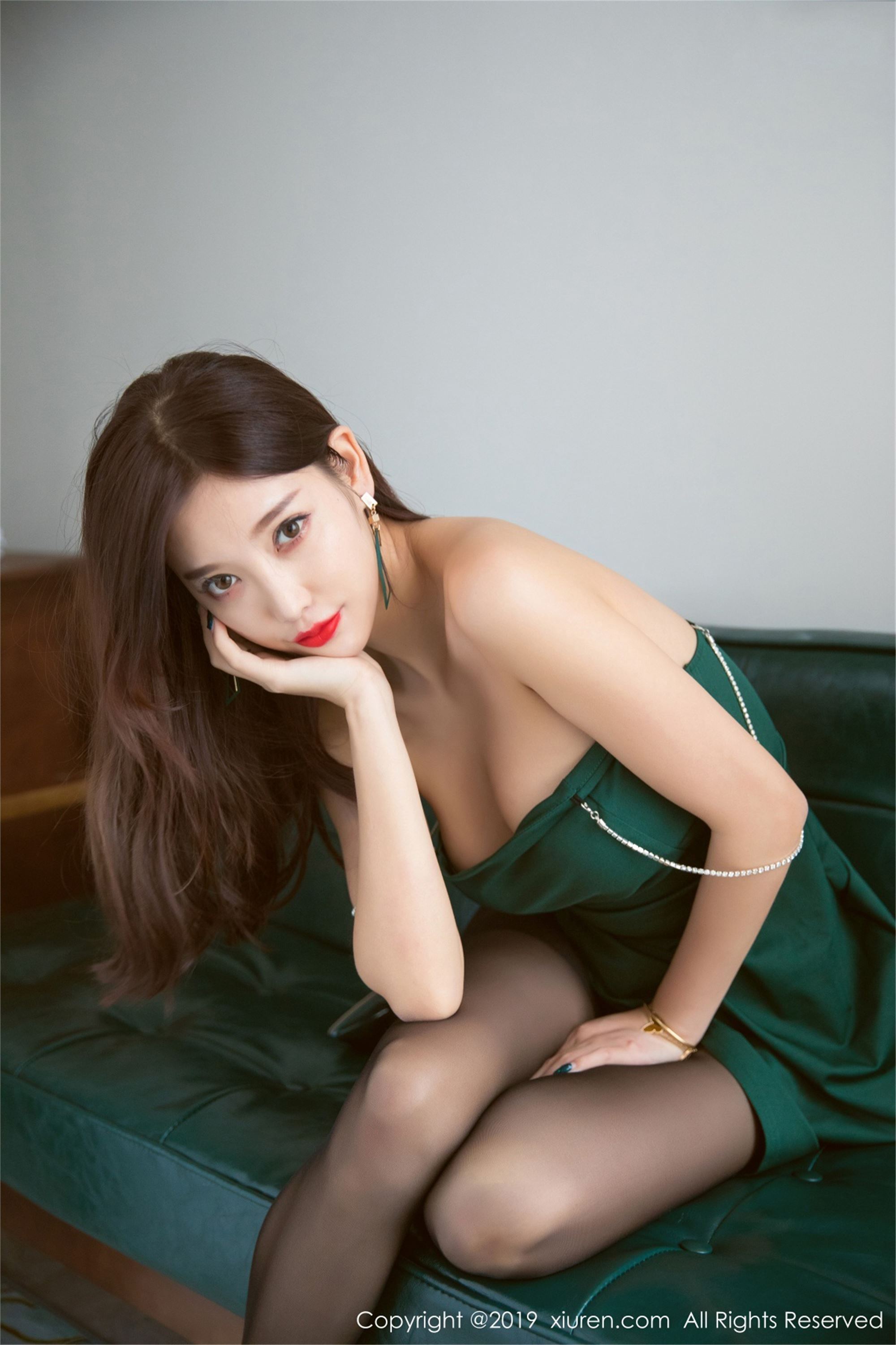 [XIUREN秀人网] 2019.04.29 NO.1425 杨晨晨sugar