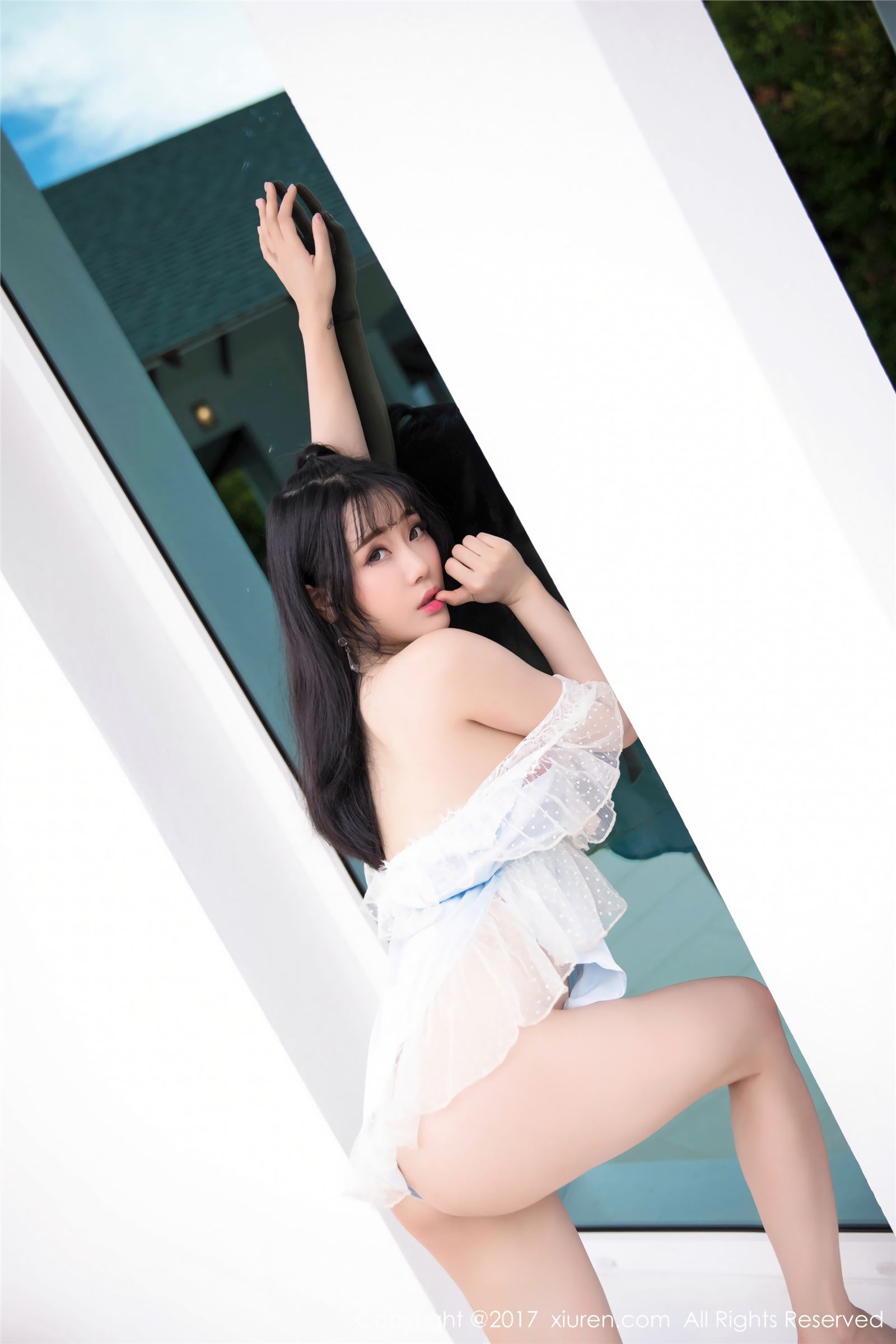 [XIUREN秀人网] 2017.11.24 NO.855 田园风仙子 兜豆靓Youlina