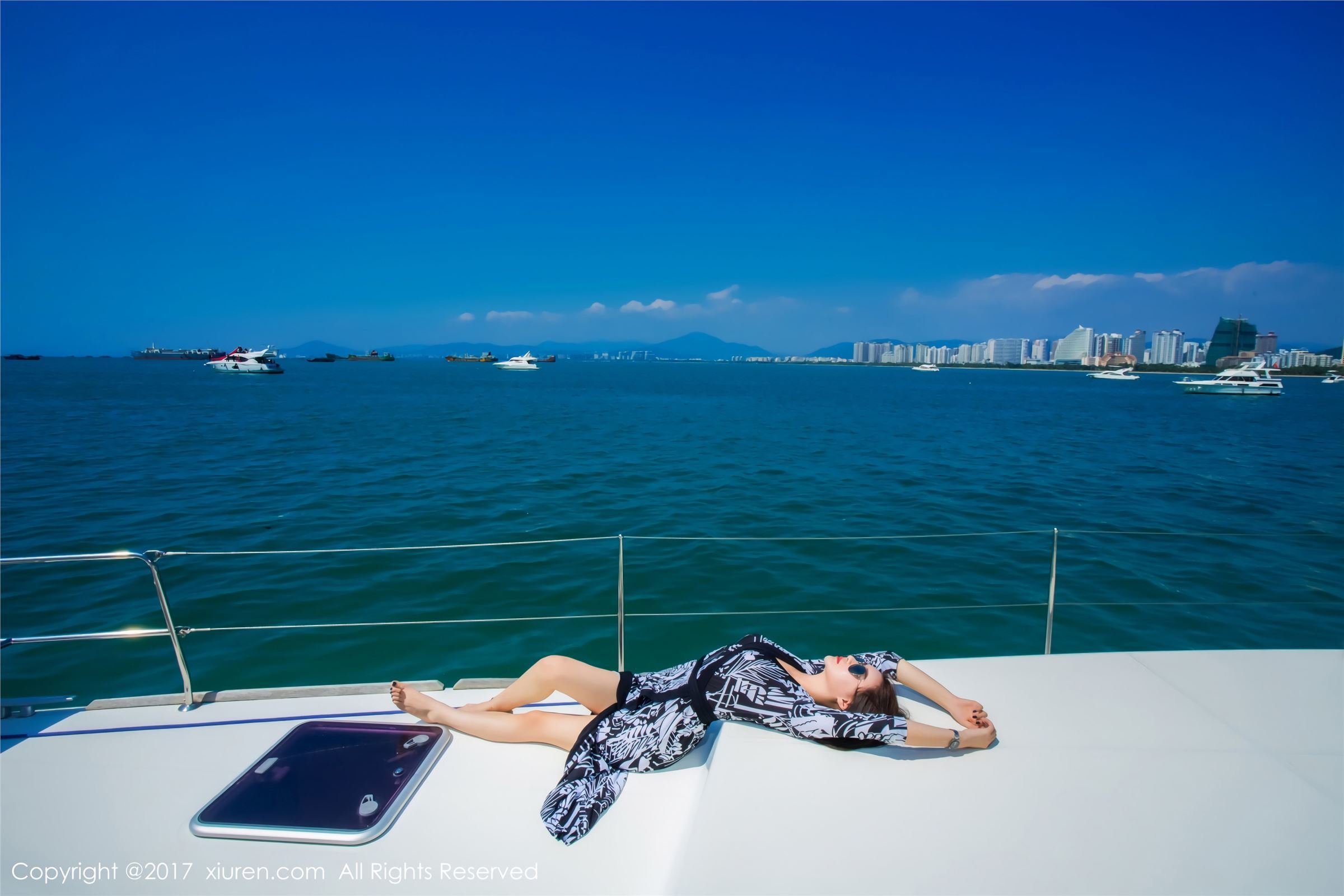 [XIUREN秀人网]写真 2017.11.28 NO.858 海南三亚 廿十