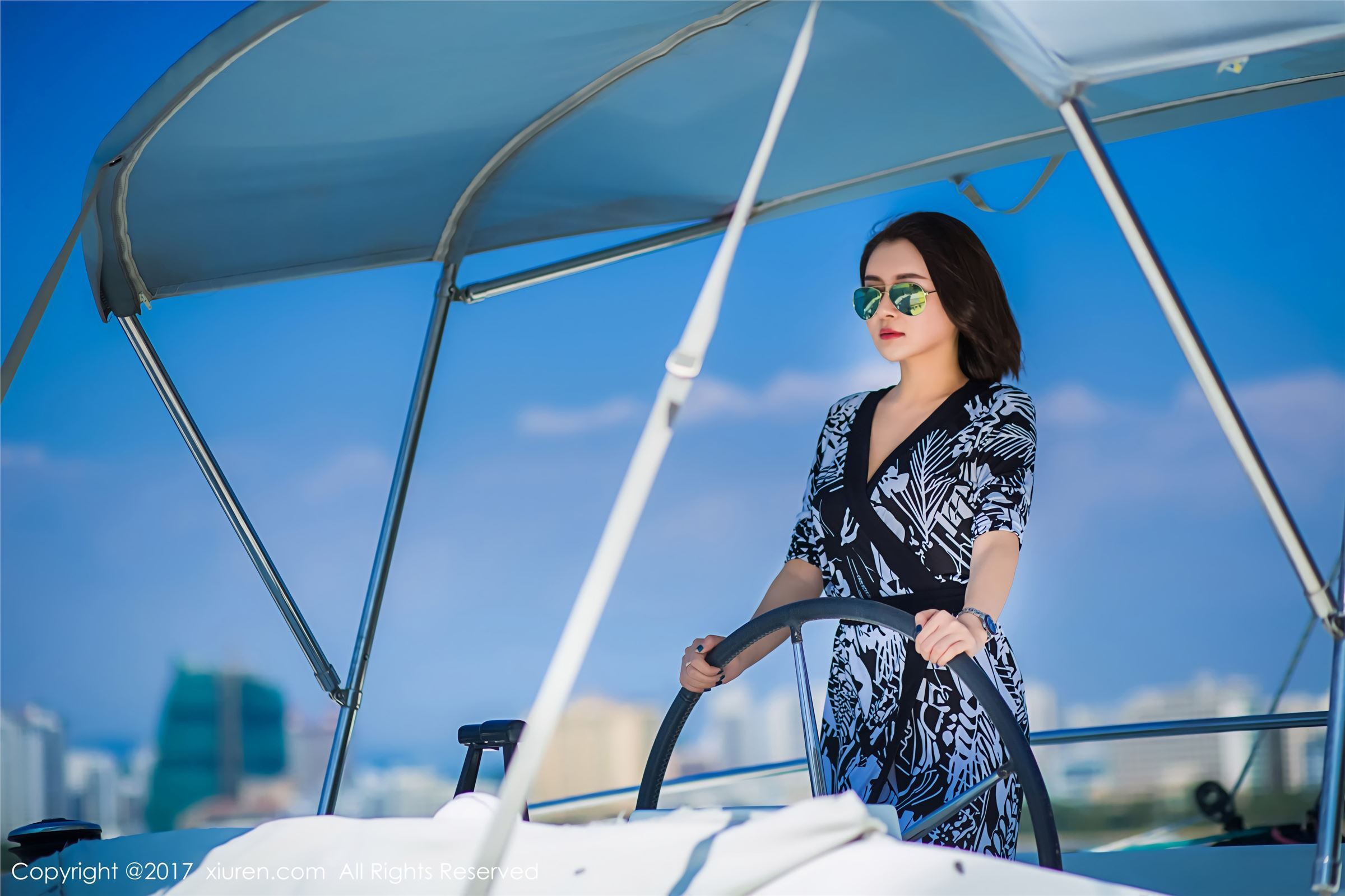 [XIUREN秀人网]写真 2017.11.28 NO.858 海南三亚 廿十