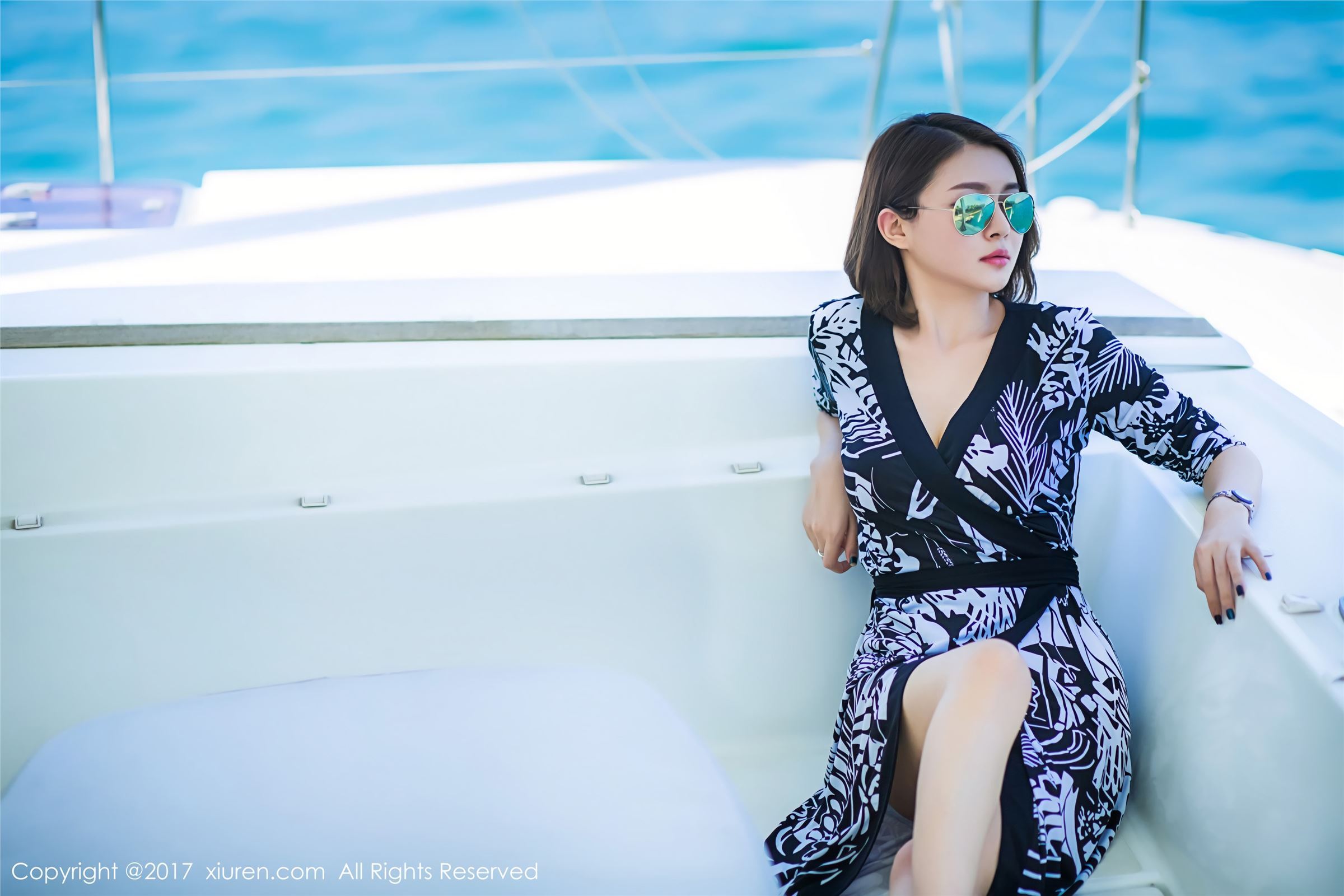 [XIUREN秀人网]写真 2017.11.28 NO.858 海南三亚 廿十