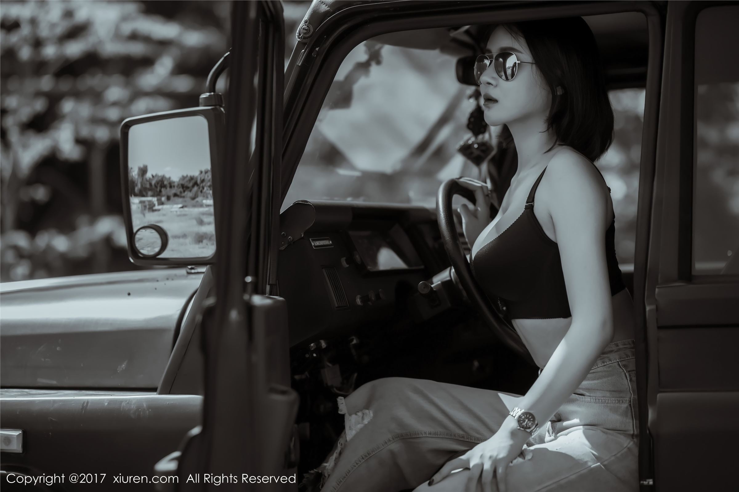 [XIUREN秀人网]写真 2017.11.28 NO.858 海南三亚 廿十