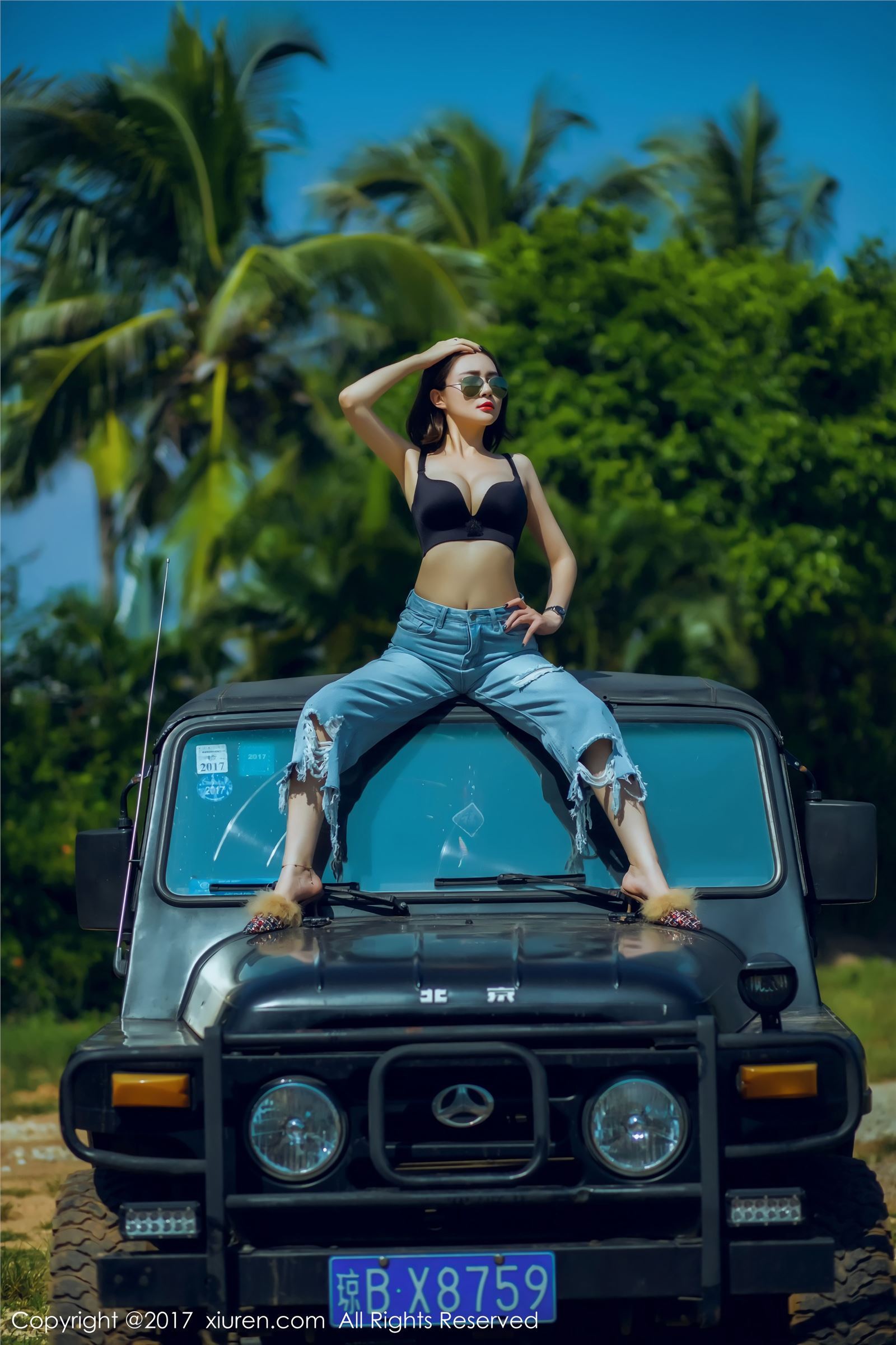 [XIUREN秀人网]写真 2017.11.28 NO.858 海南三亚 廿十