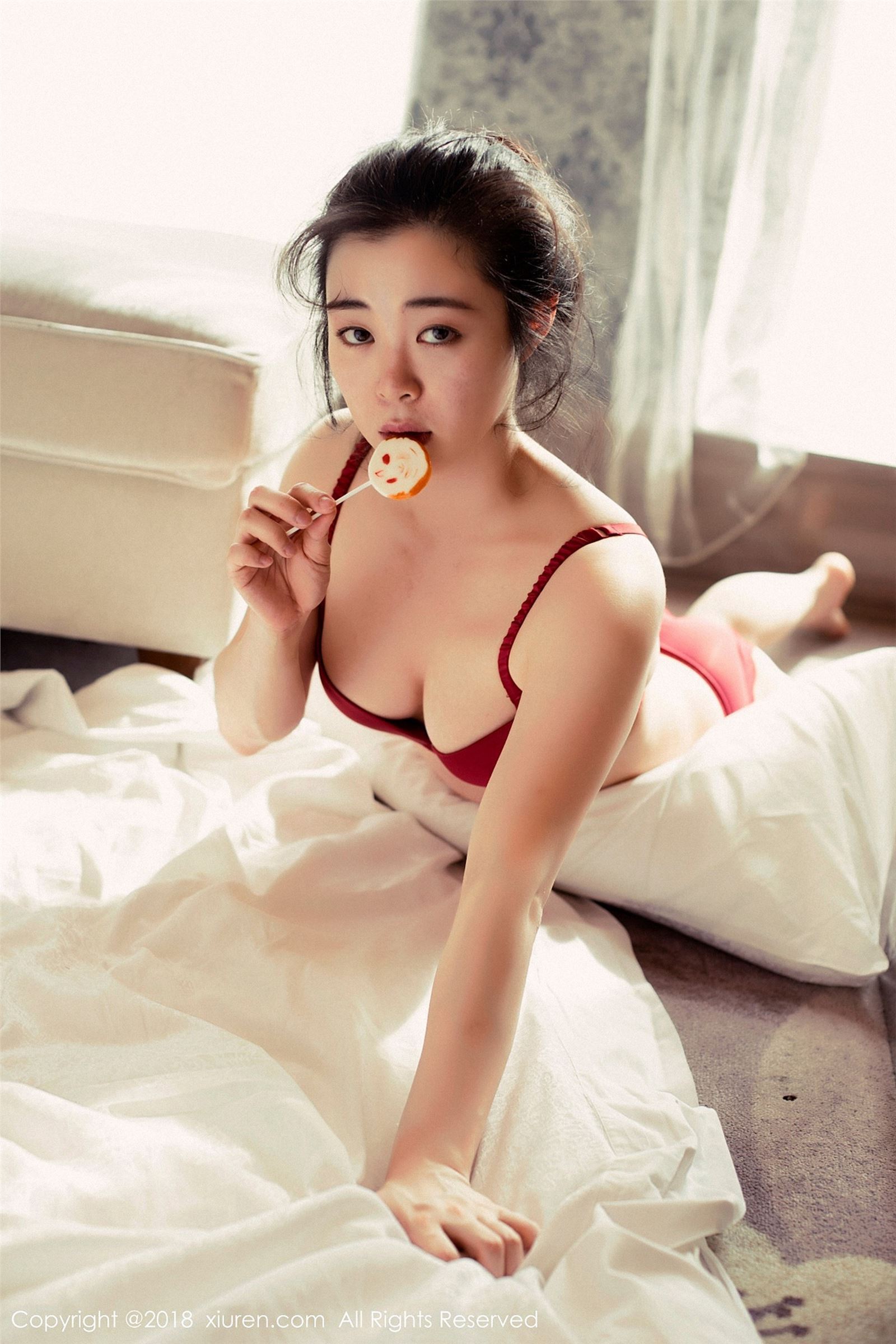 [XIUREN秀人网]2018.08.07 No.1114 金子Grace