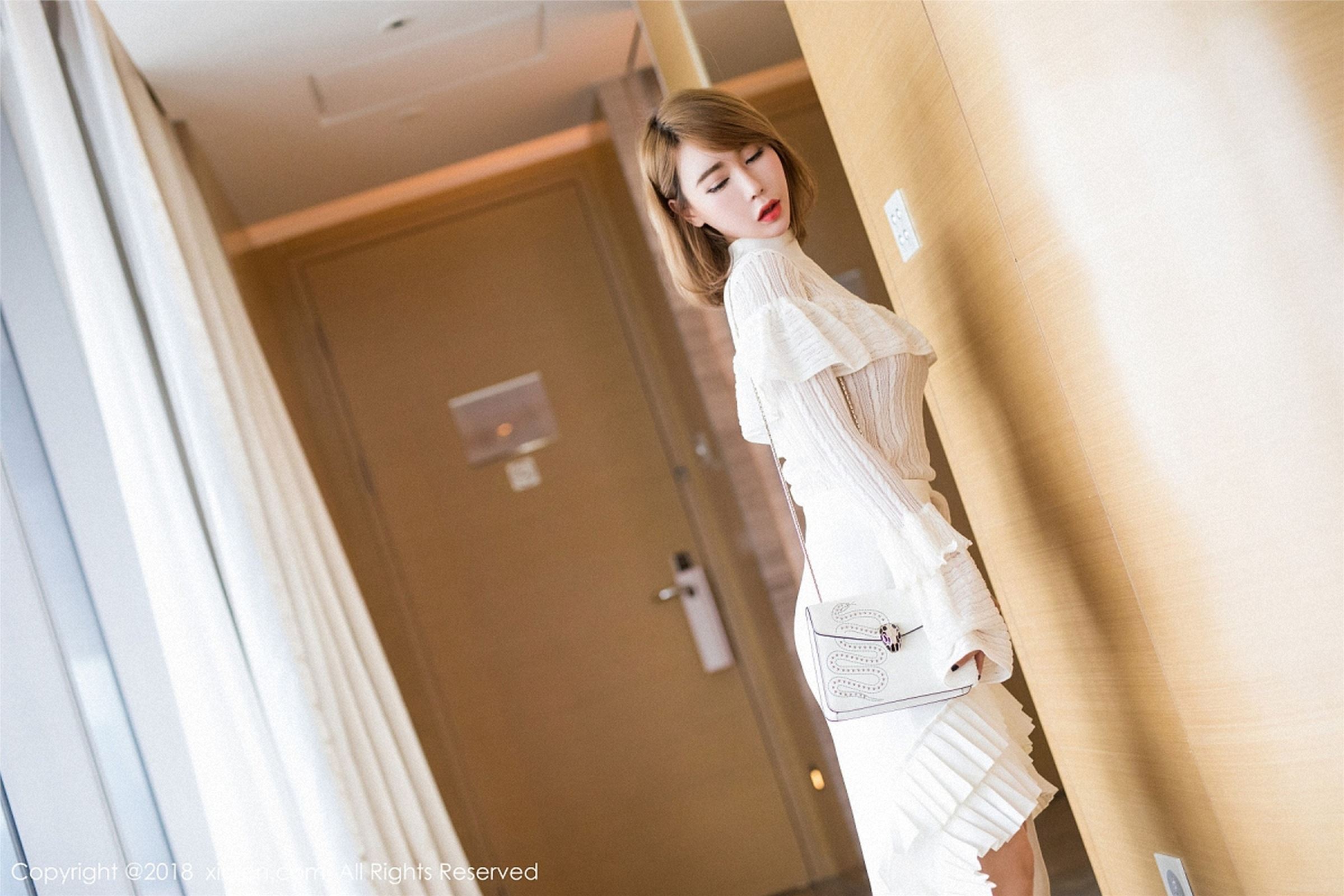 [XIUREN秀人网]2018.08.14 No.1121 楚恬Olivia