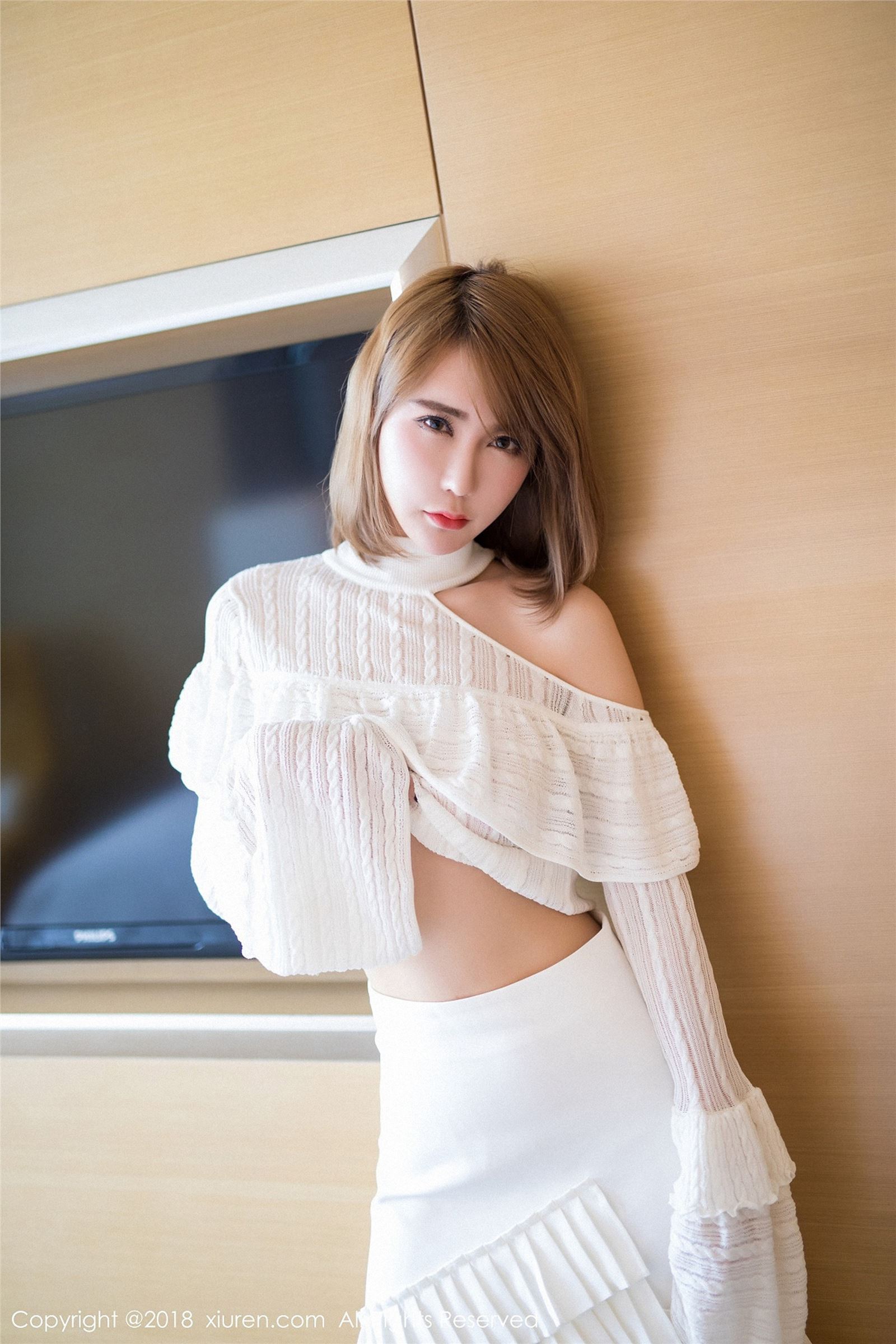 [XIUREN秀人网]2018.08.14 No.1121 楚恬Olivia