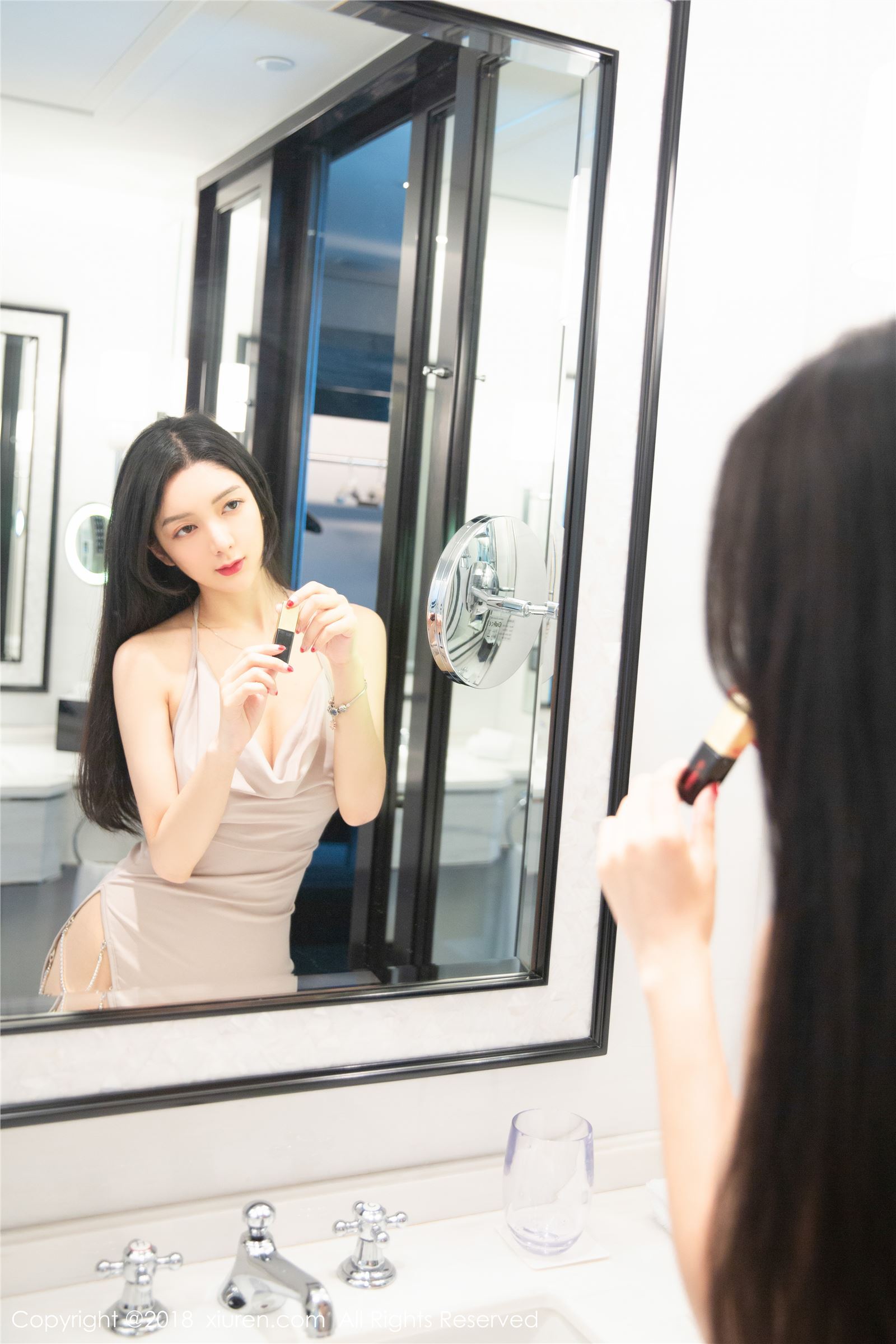 [XIUREN秀人网]2018.08.30 No.1141 Angela小热巴