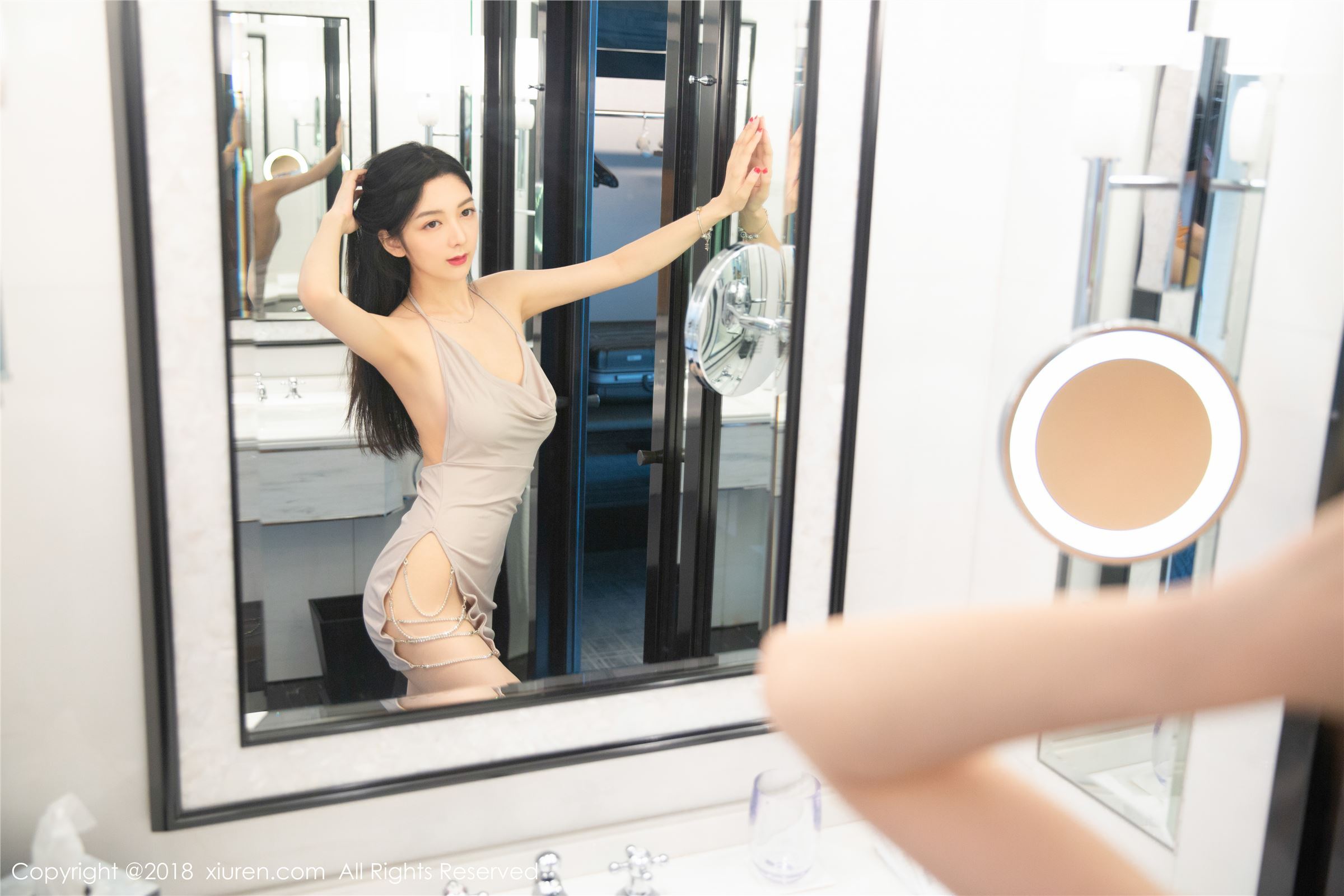 [XIUREN秀人网]2018.08.30 No.1141 Angela小热巴