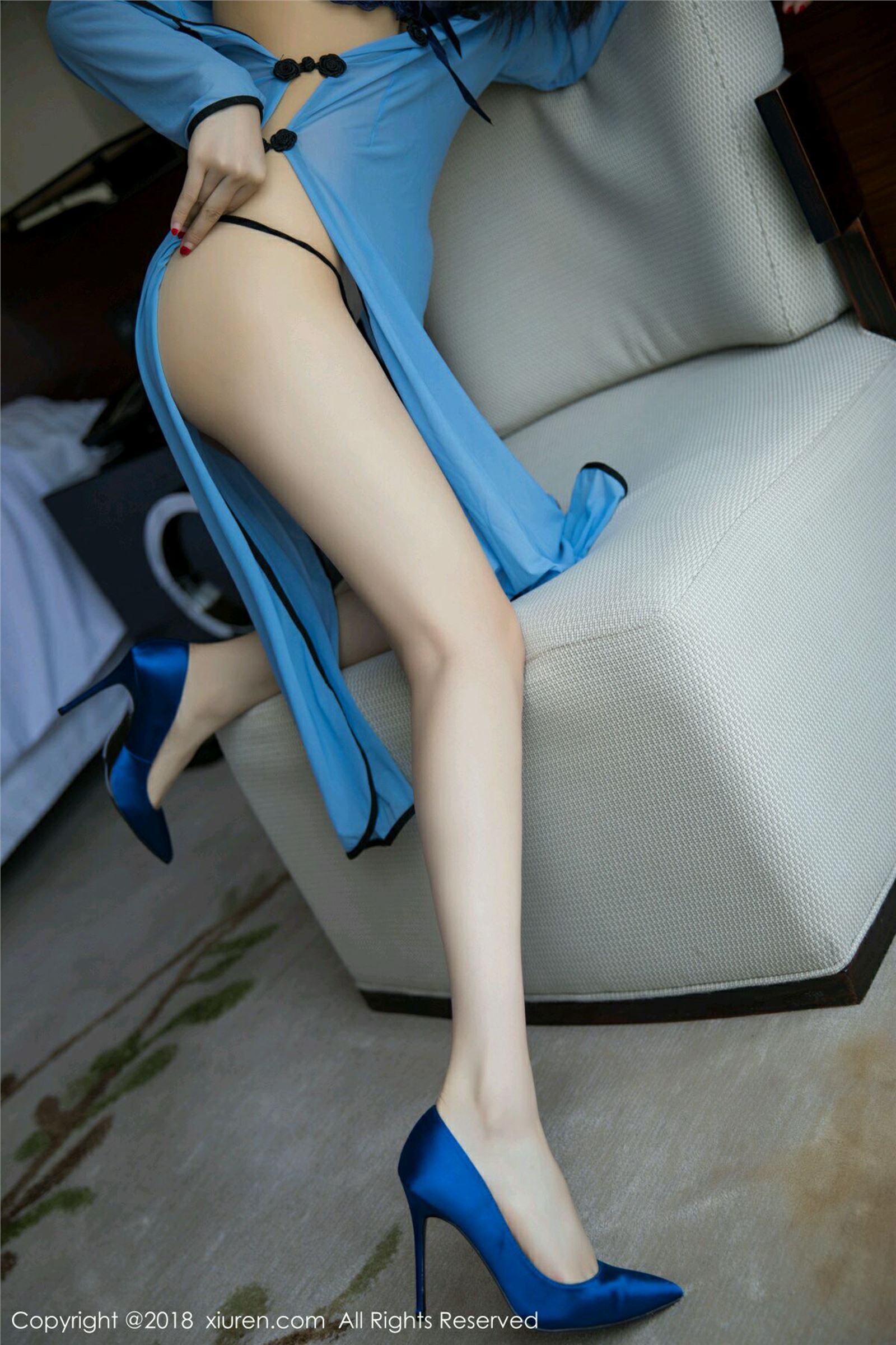 [XIUREN秀人网]2018.11.26 No.1241 Angela喜欢猫