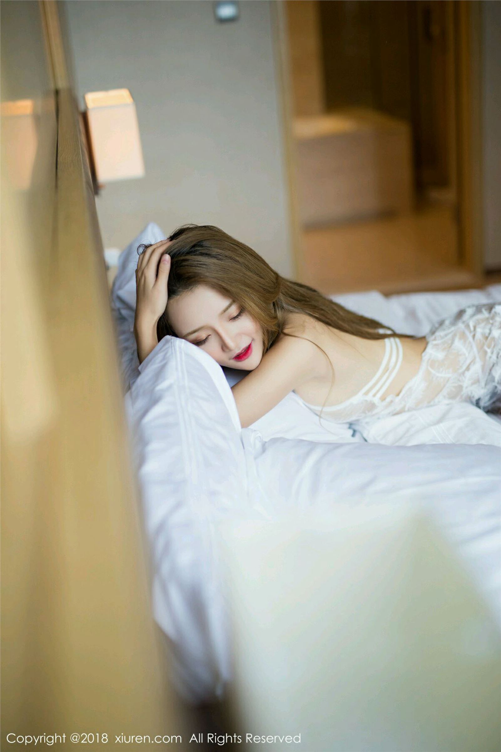 [XIUREN秀人网]2018.11.28 No.1244 Miko酱