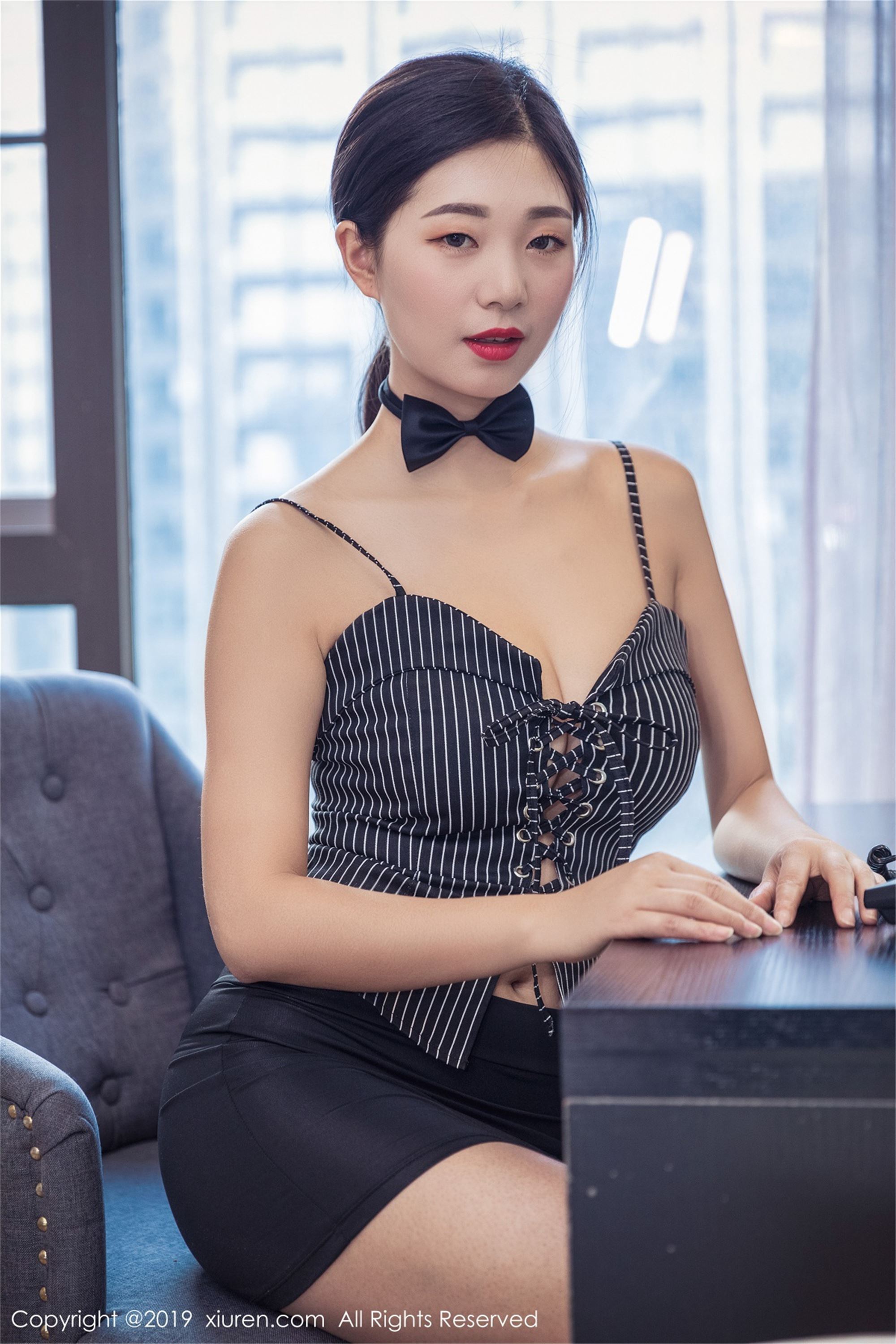 [XIUREN秀人网] 2019.04.25 No.1417 宋-KiKi