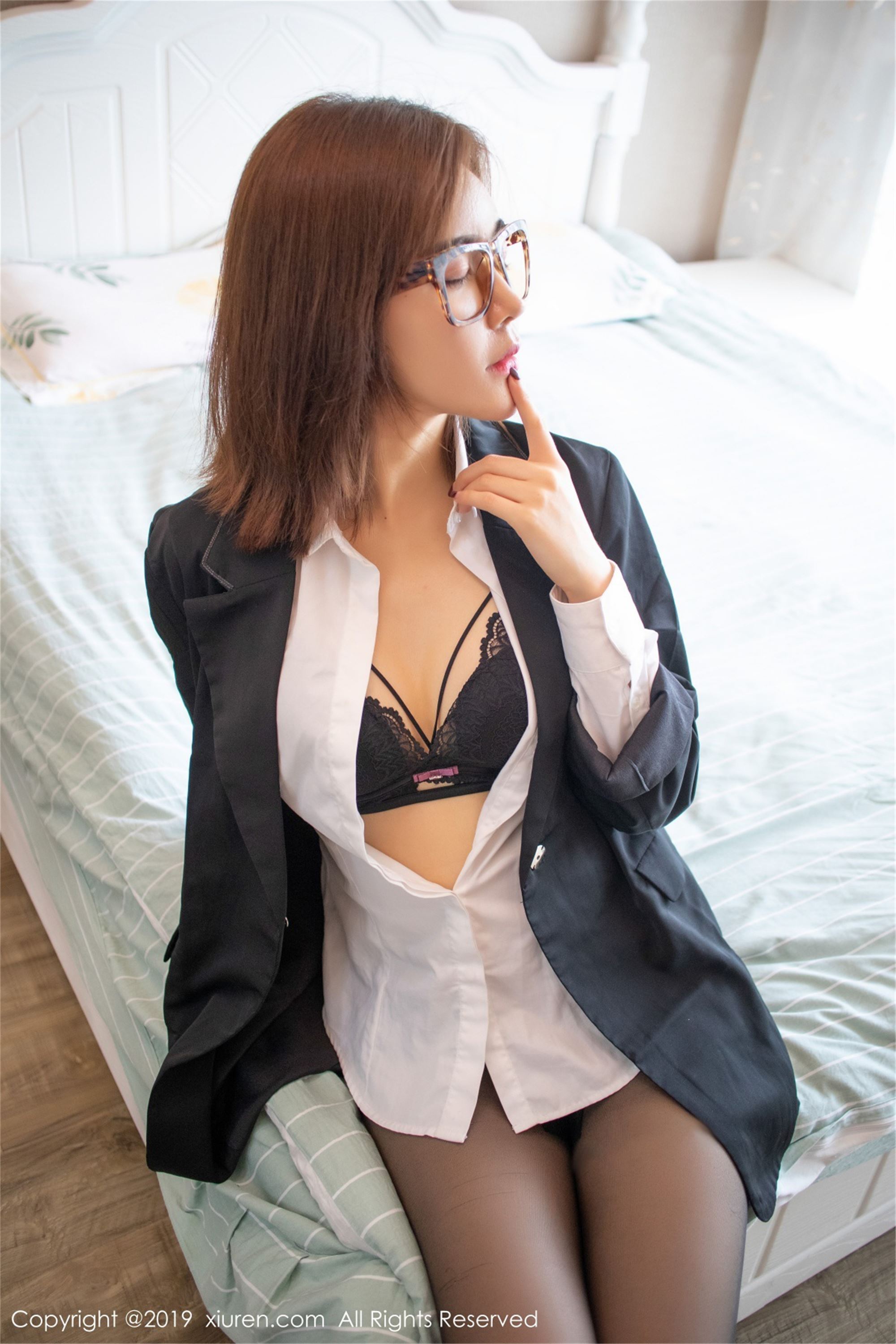 [XIUREN秀人网] 2019.05.09 No.1439 Yomi悠蜜