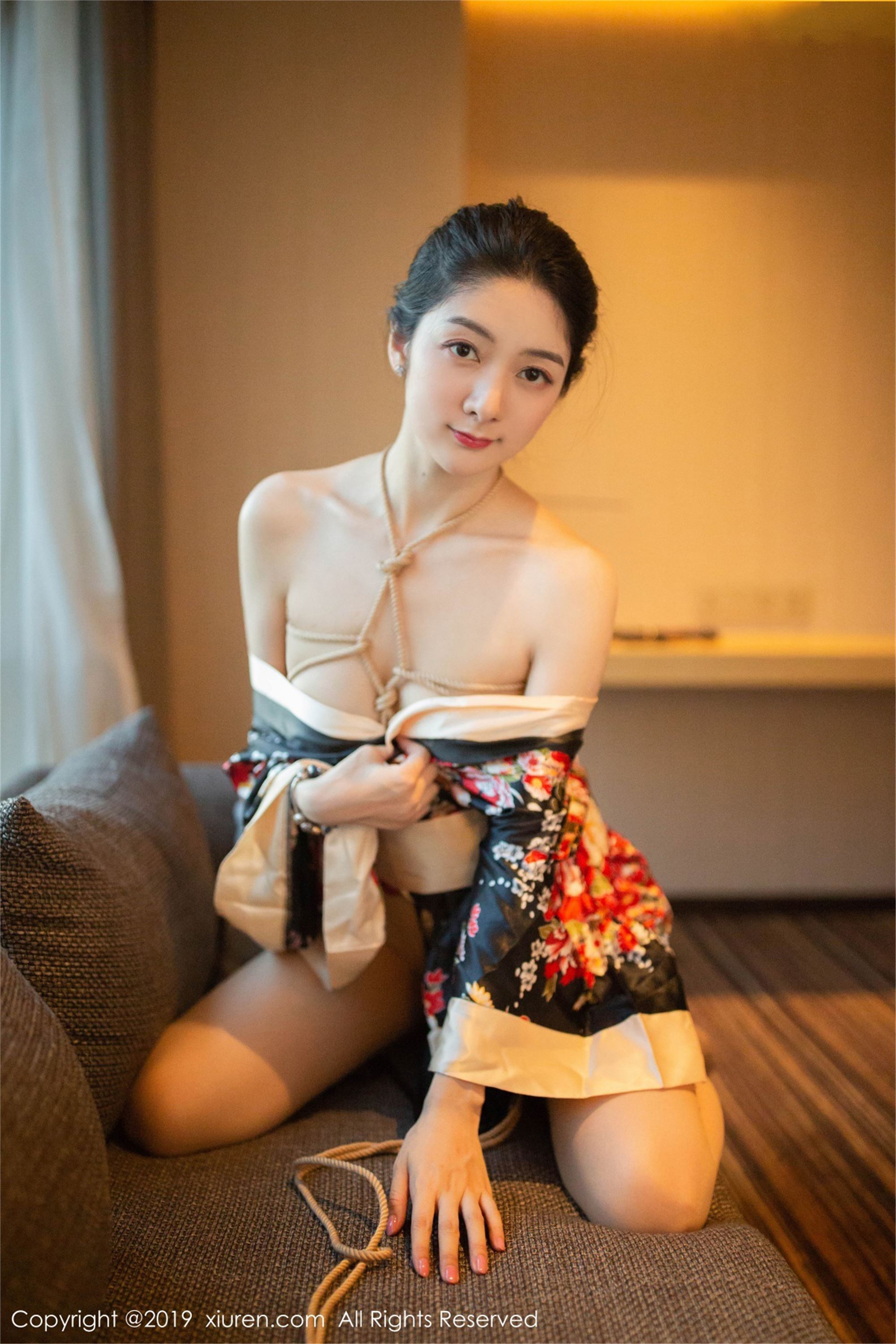 [XIUREN秀人网] 2019.05.10 No.1444 Angela喜欢猫