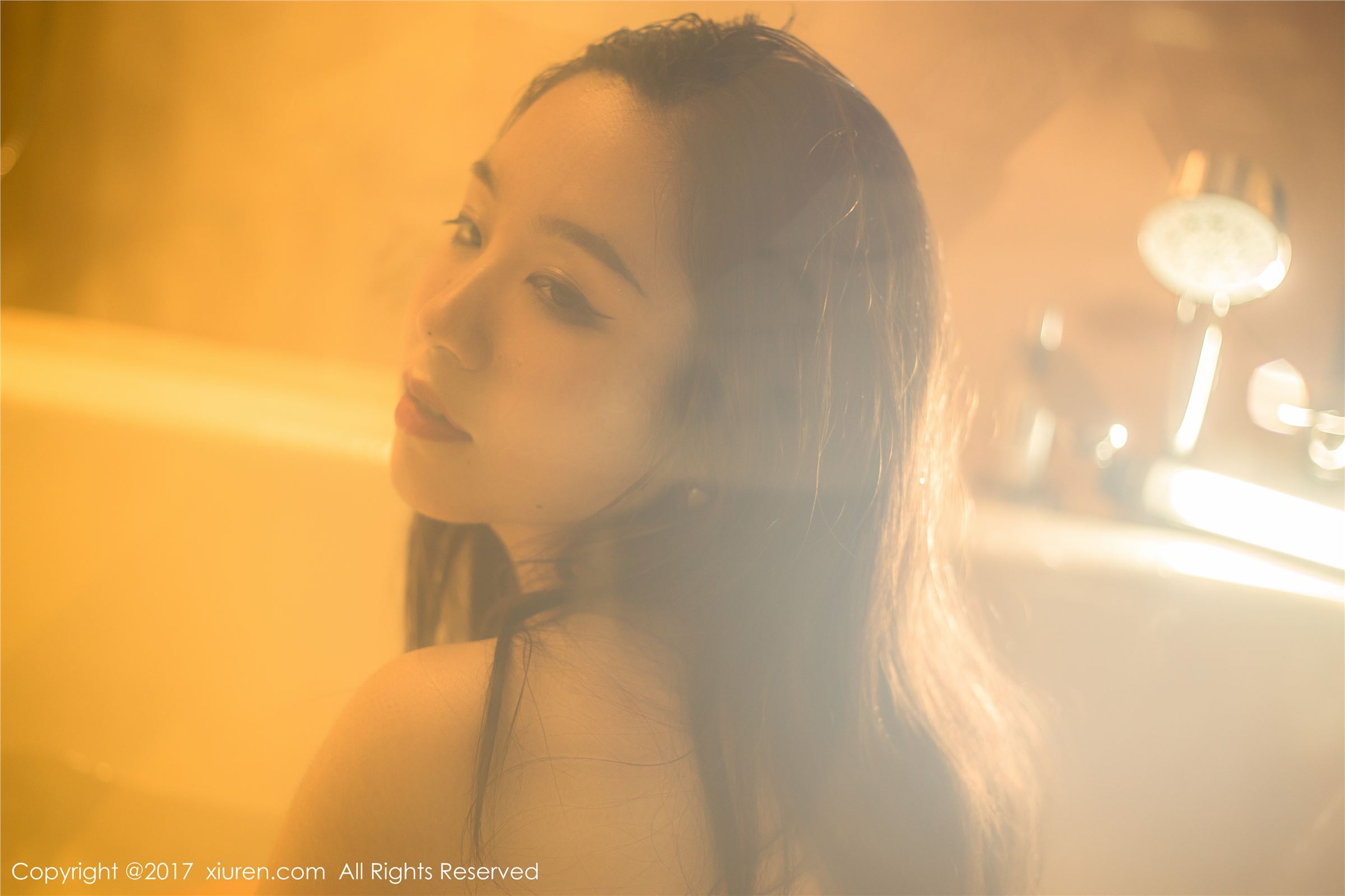 [XIUREN秀人网]2017.09.28 No.823 吃白菜的vi菜菜