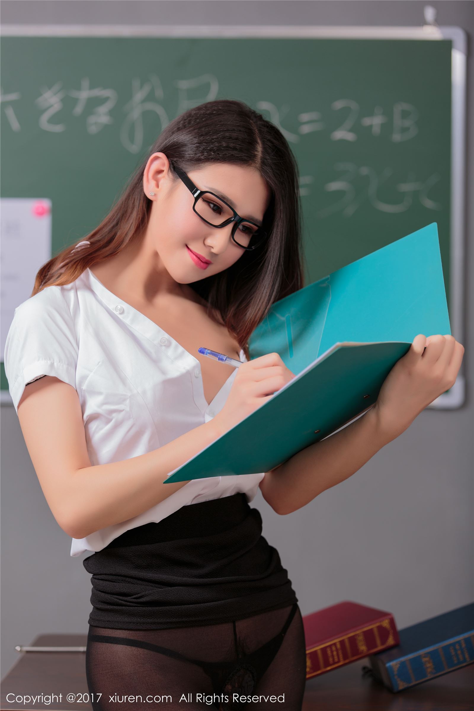 [XIUREN秀人网]2017.12.13 No.869 糖果儿