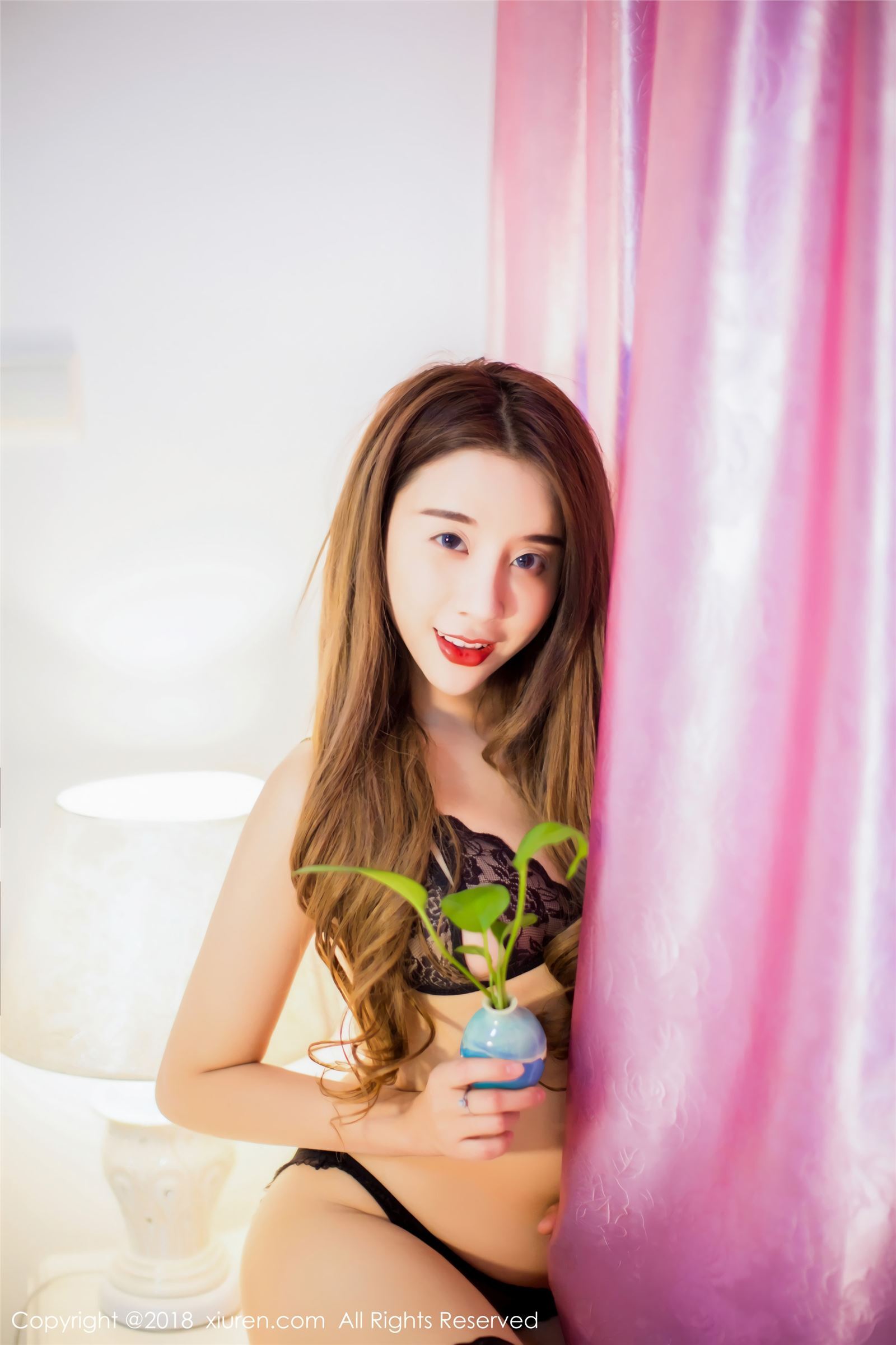 [XIUREN秀人网]写真 2018.01.29 No.915 空印花连体泳衣 筱慧