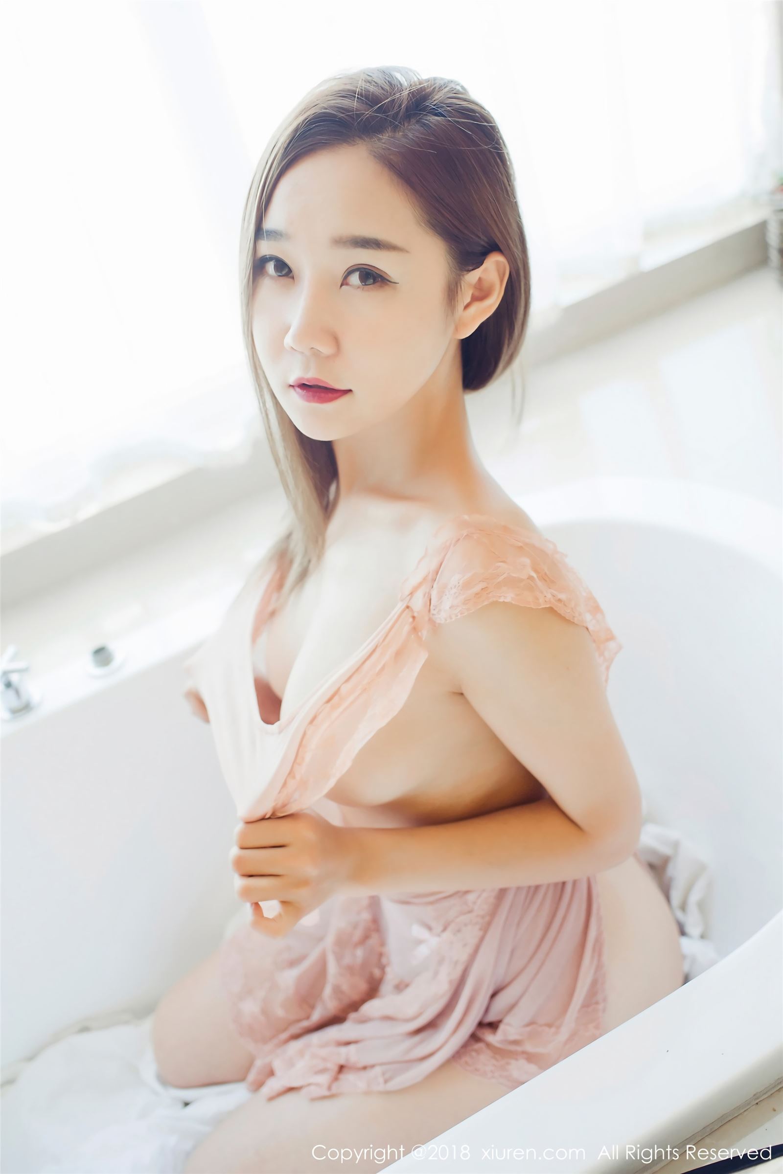 [XIUREN秀人网]写真 2018.02.05 No.925 软妹子学生 棉花糖candy