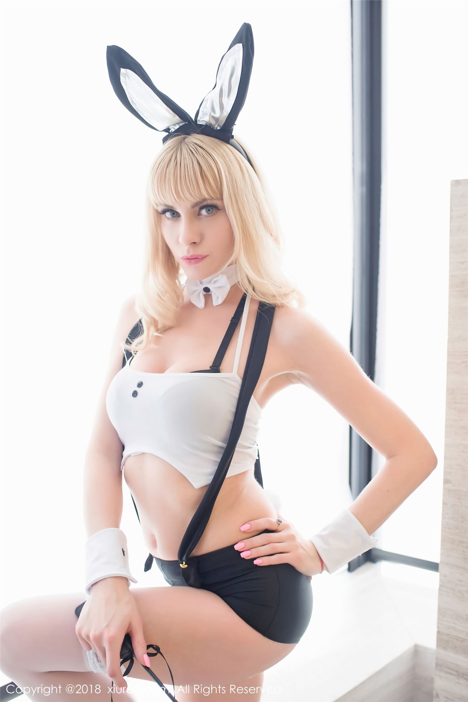 [XIUREN秀人网]写真 2018.02.13 No.936 女警制服 娜塔莎nasa