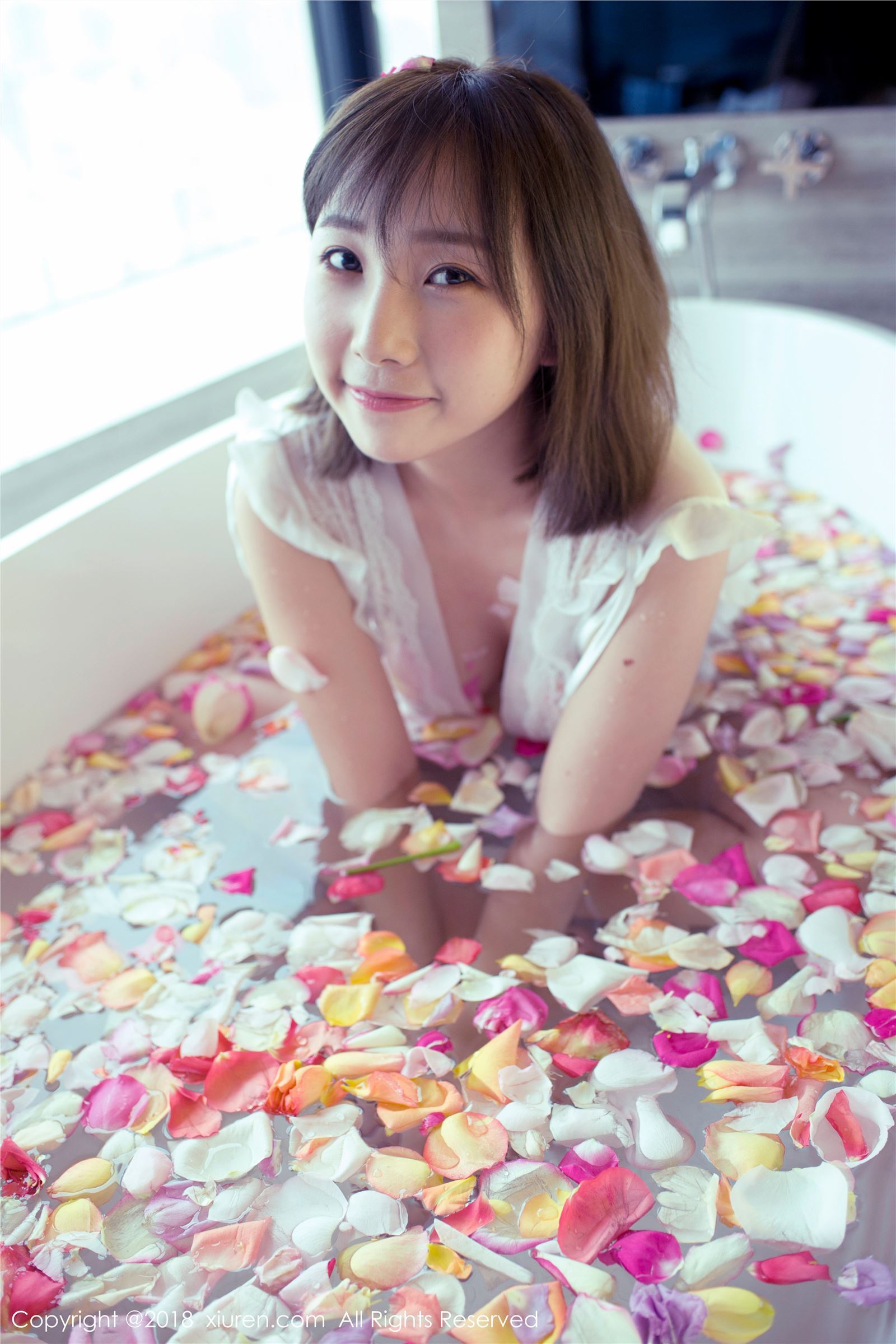 [XIUREN秀人网]2018.04.16 No.981 枝恩