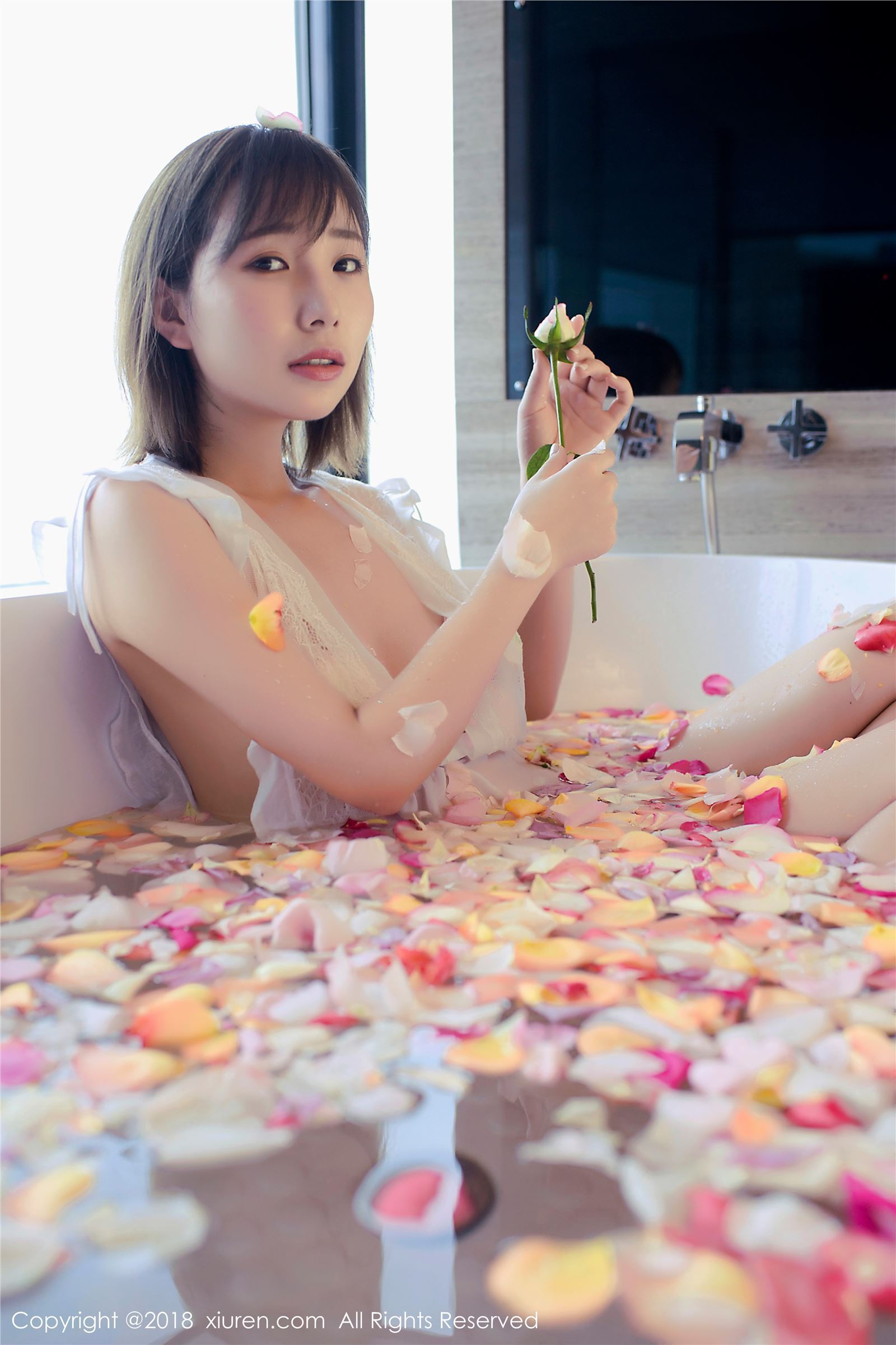 [XIUREN秀人网]2018.04.16 No.981 枝恩