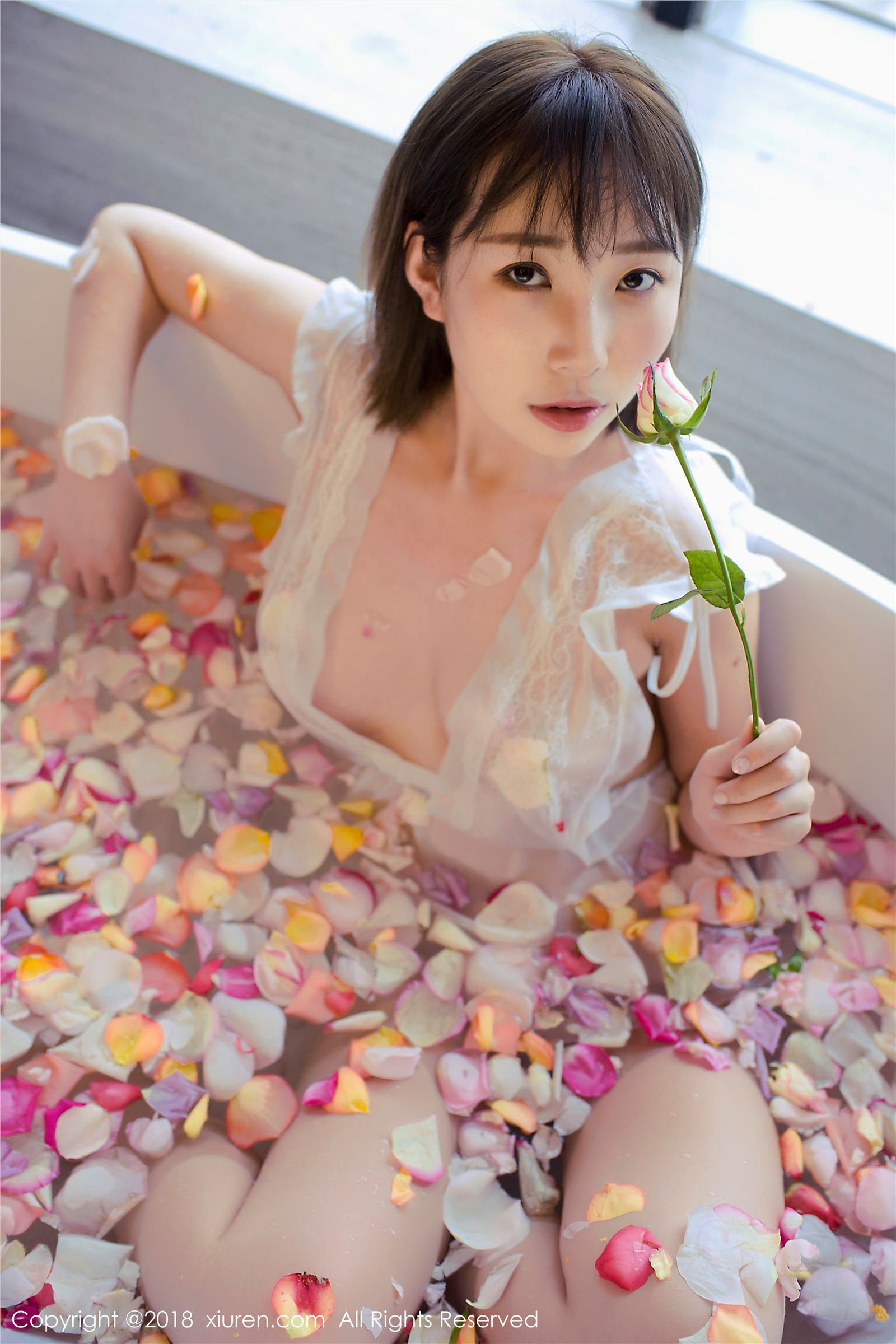 [XIUREN秀人网]2018.04.16 No.981 枝恩