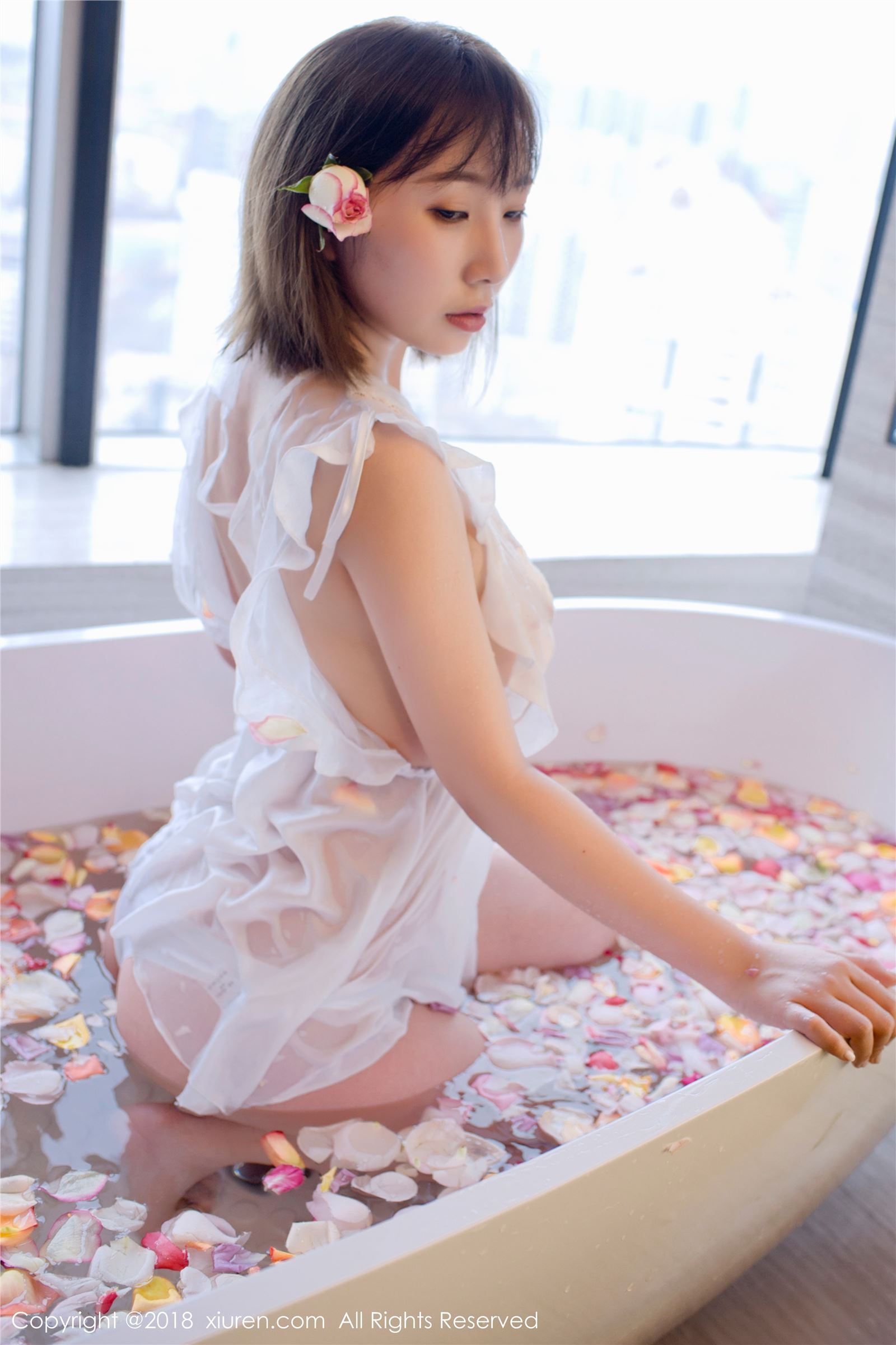 [XIUREN秀人网]2018.04.16 No.981 枝恩