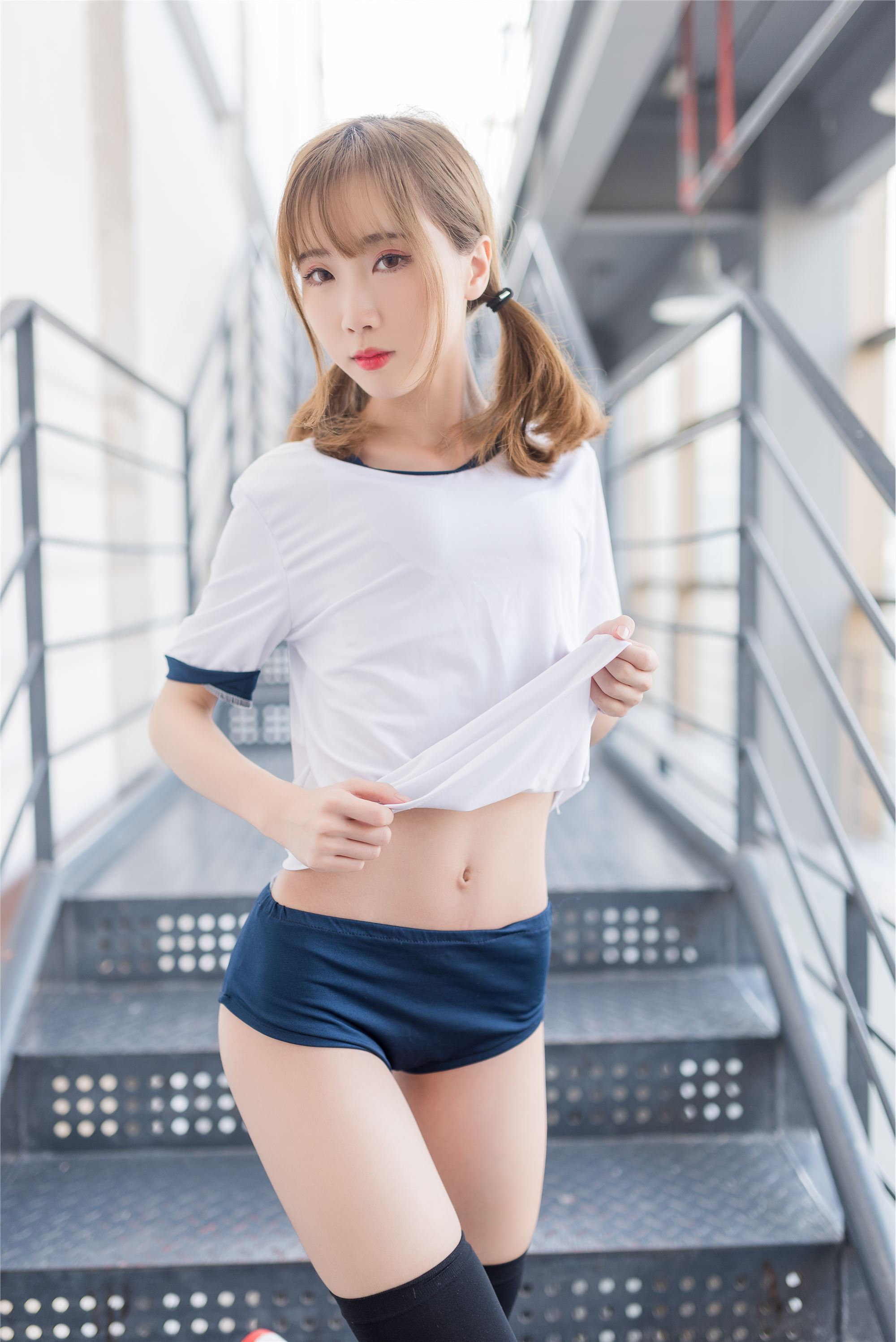 风之领域美女图片写真 032