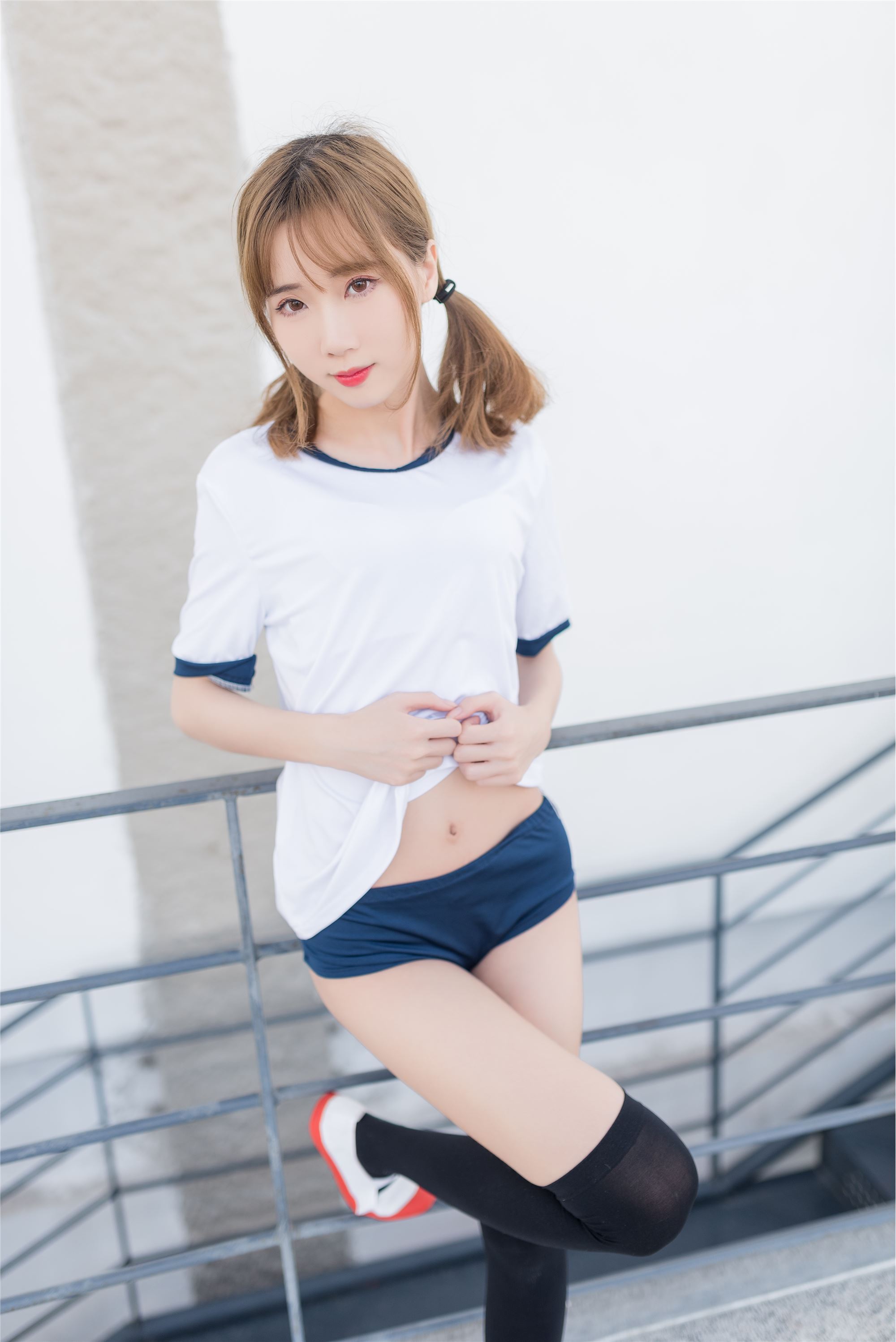 风之领域美女图片写真 032