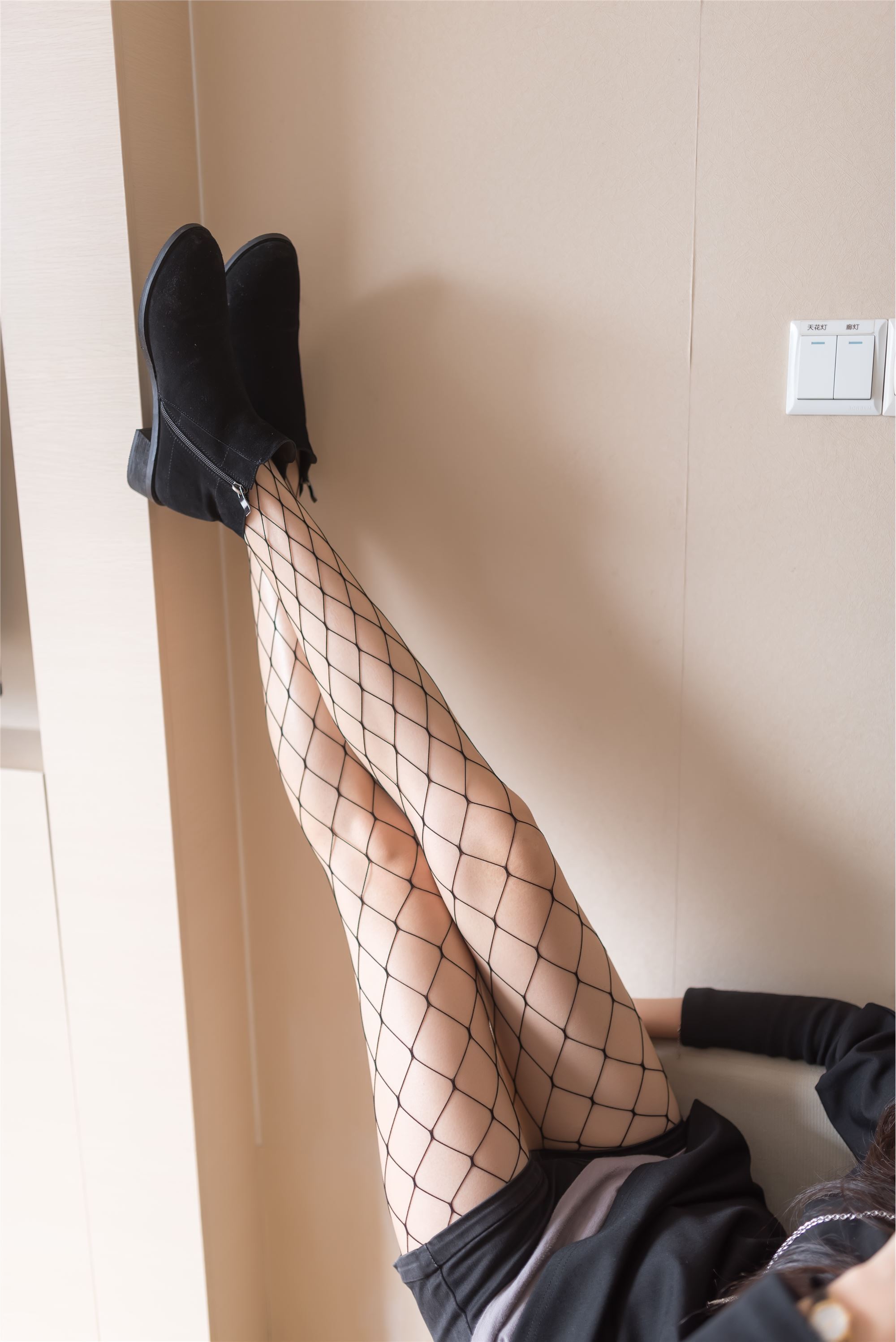 风之领域美女图片写真 033