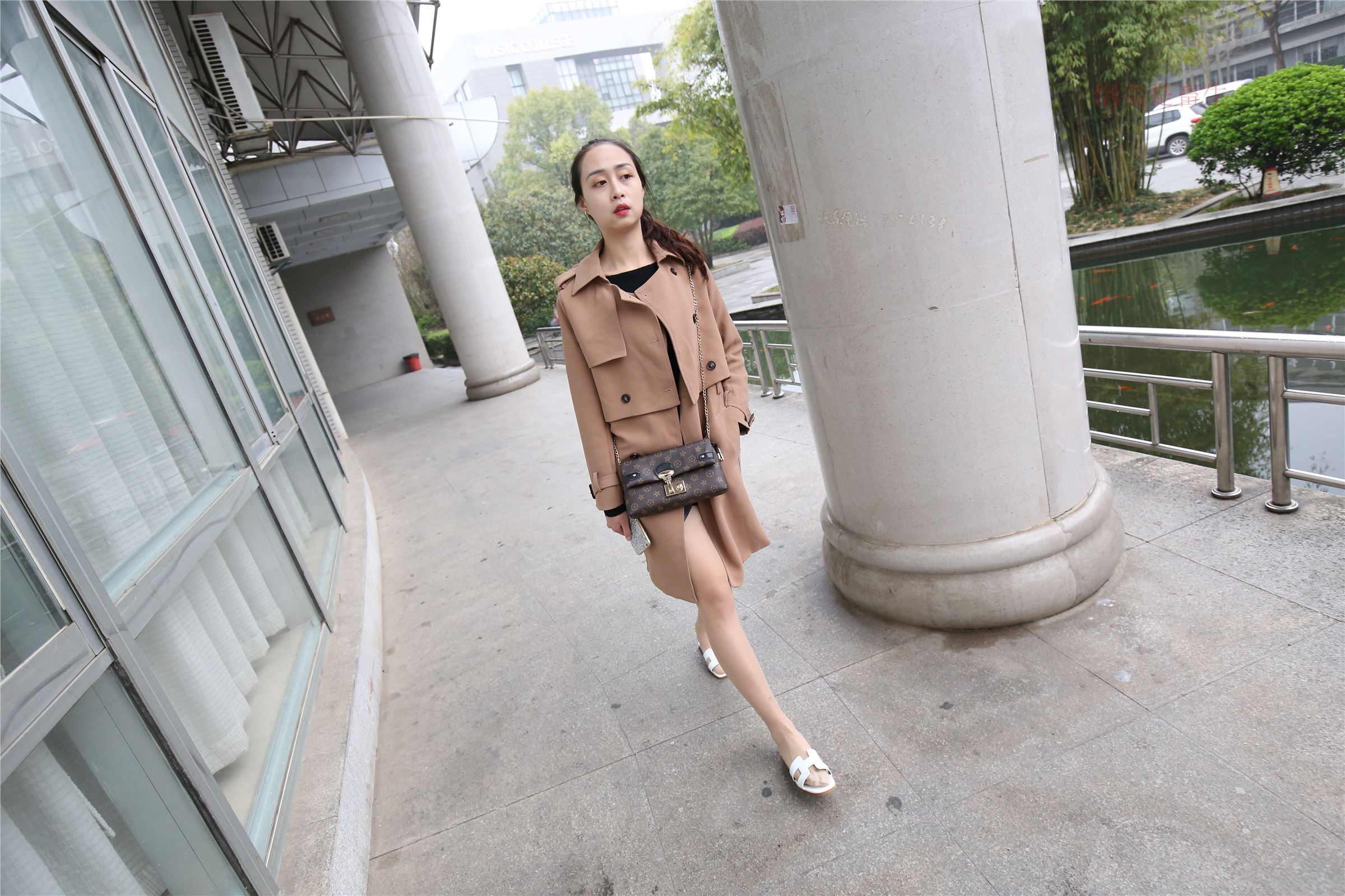 高中生大西瓜套图-(246)  103p   ZXS-H006