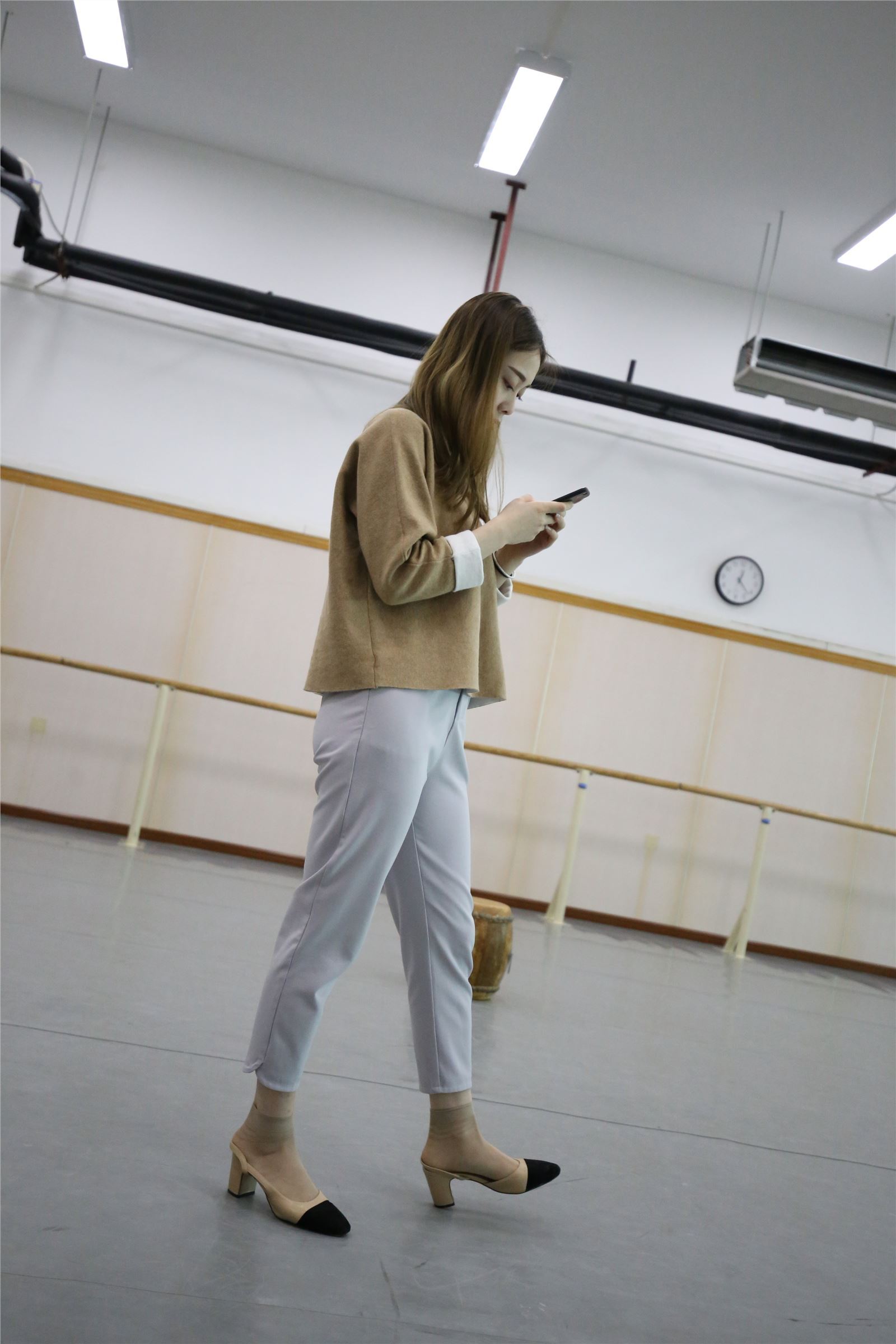 高中生-大西瓜套图 (50) 83P  ZXS-A224