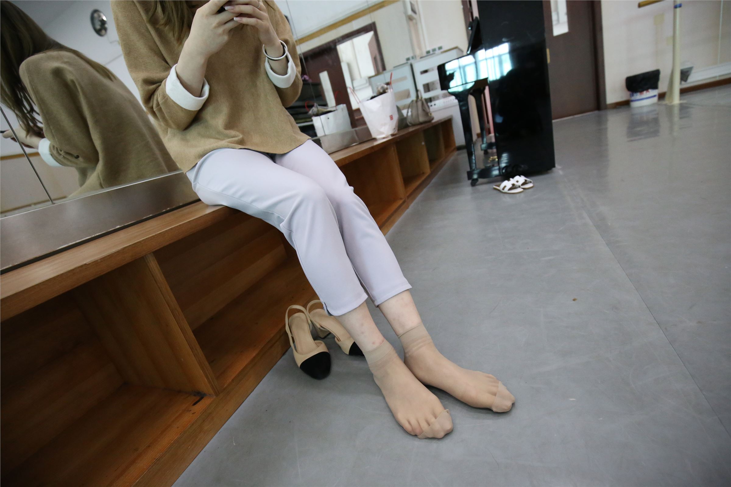 高中生-大西瓜套图 (50) 83P  ZXS-A224