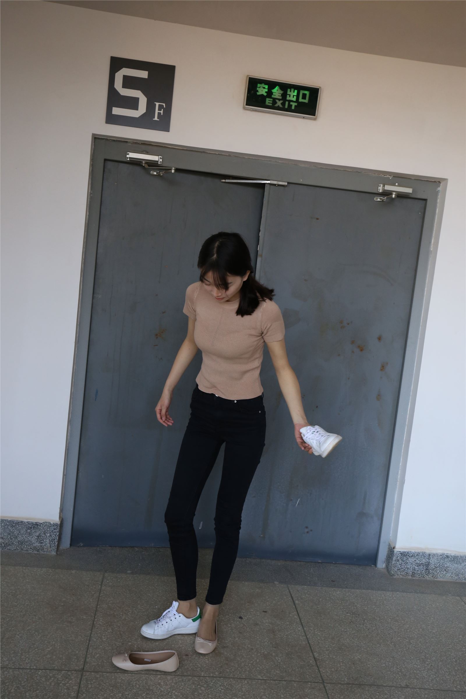 高中生-大西瓜套图 (54) 103P  ZXS-A228