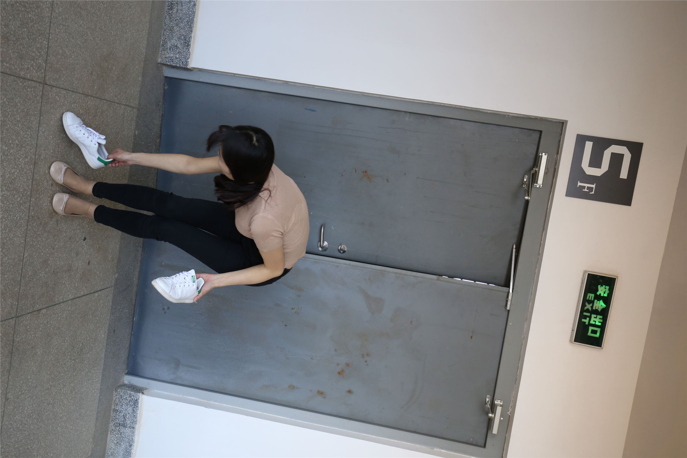 高中生-大西瓜套图 (54) 103P  ZXS-A228