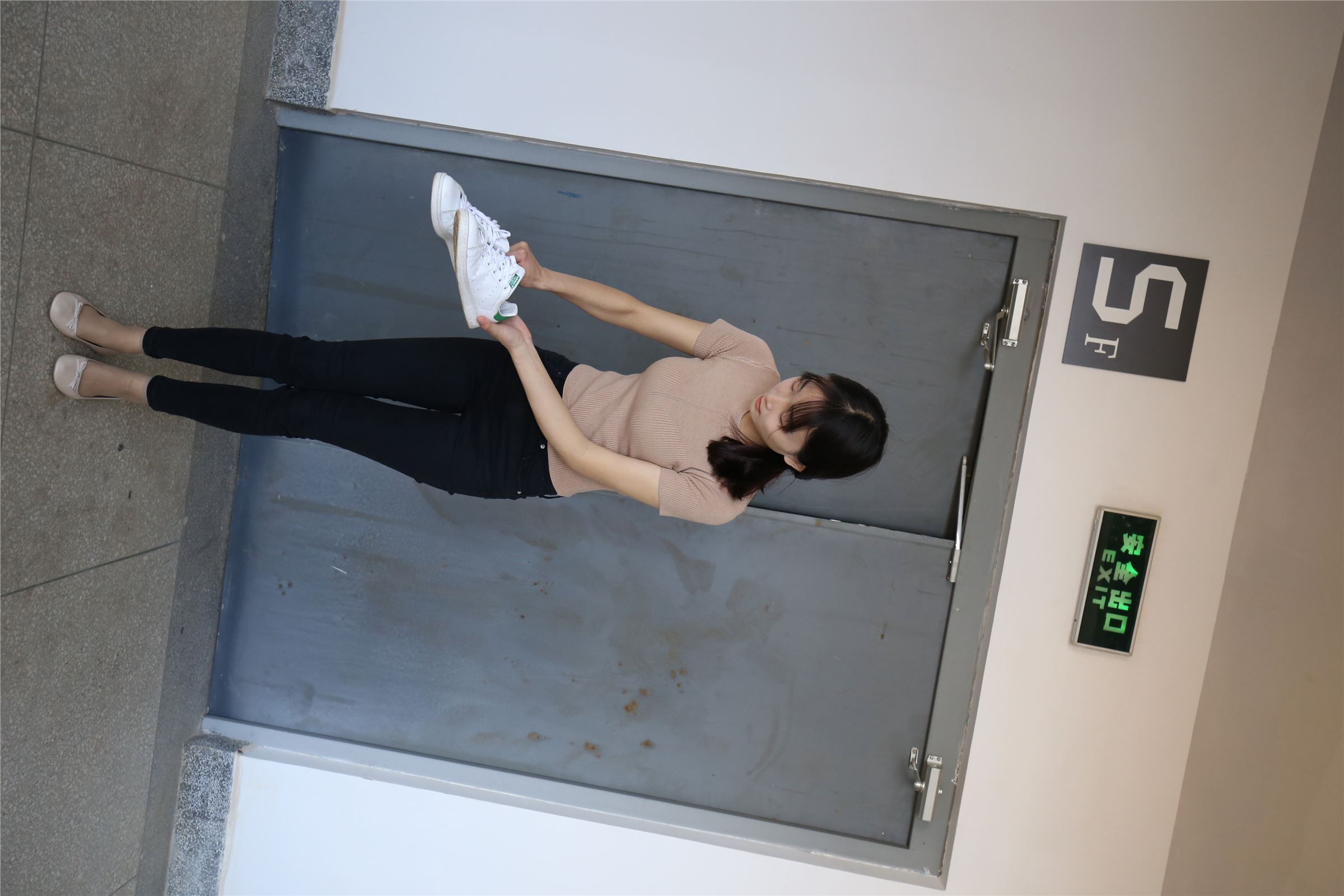 高中生-大西瓜套图 (54) 103P  ZXS-A228