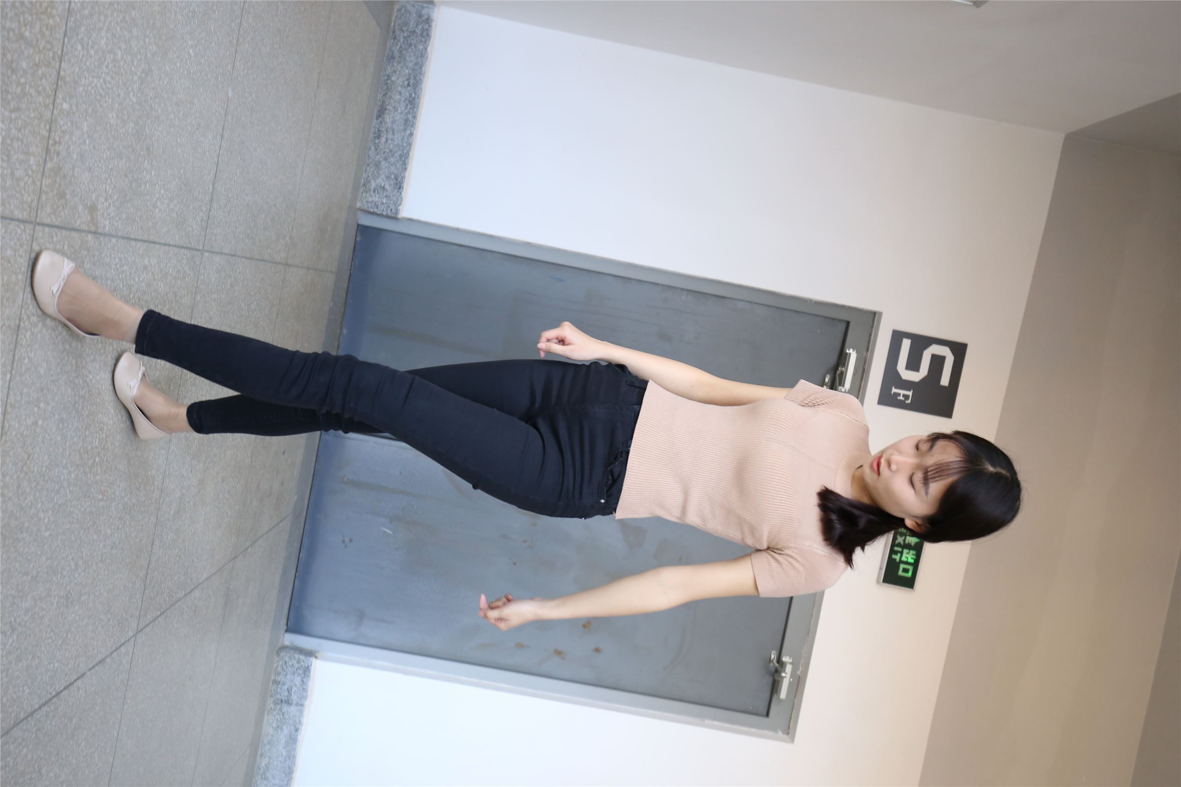 高中生-大西瓜套图 (54) 103P  ZXS-A228