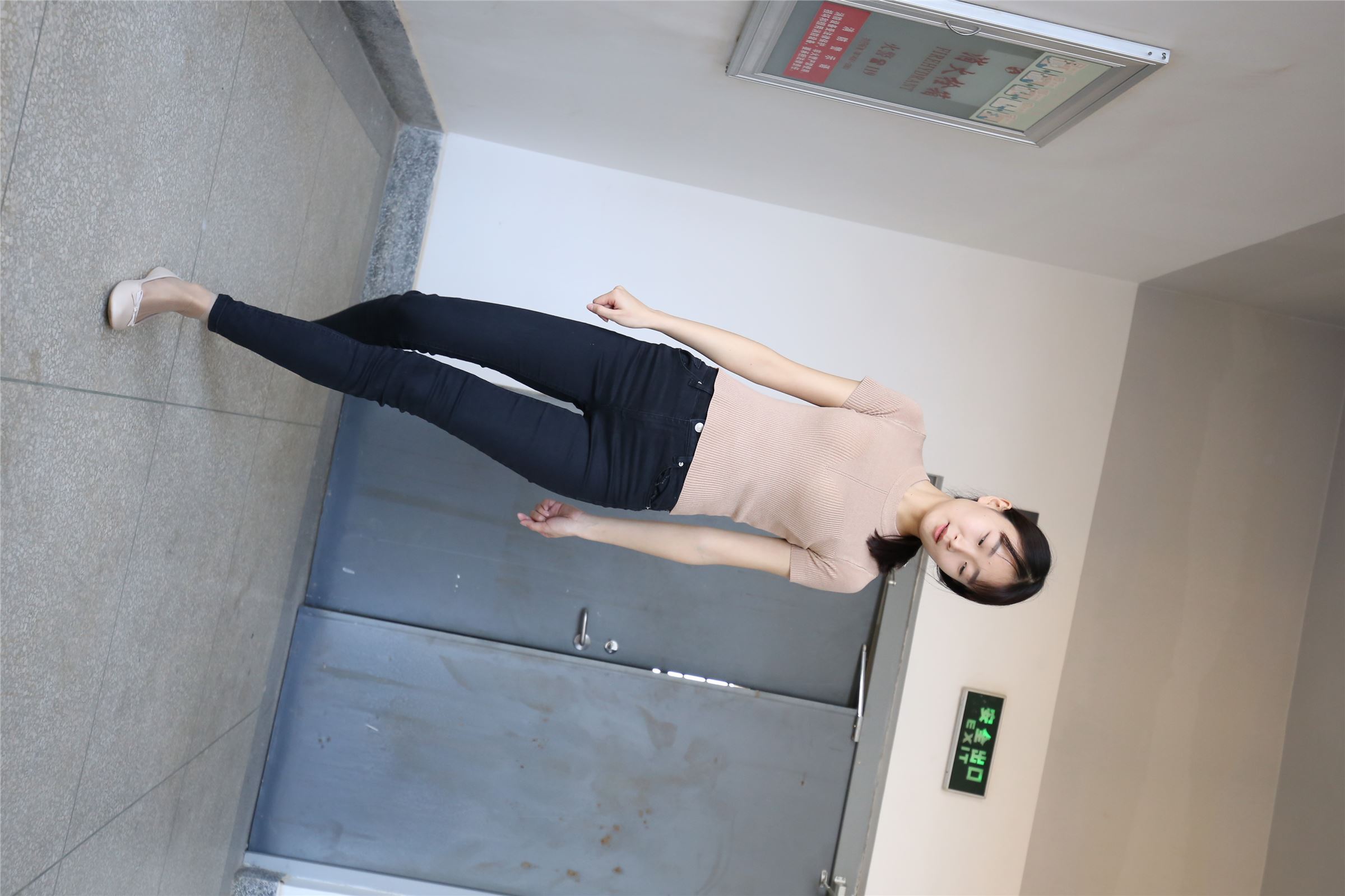 高中生-大西瓜套图 (54) 103P  ZXS-A228