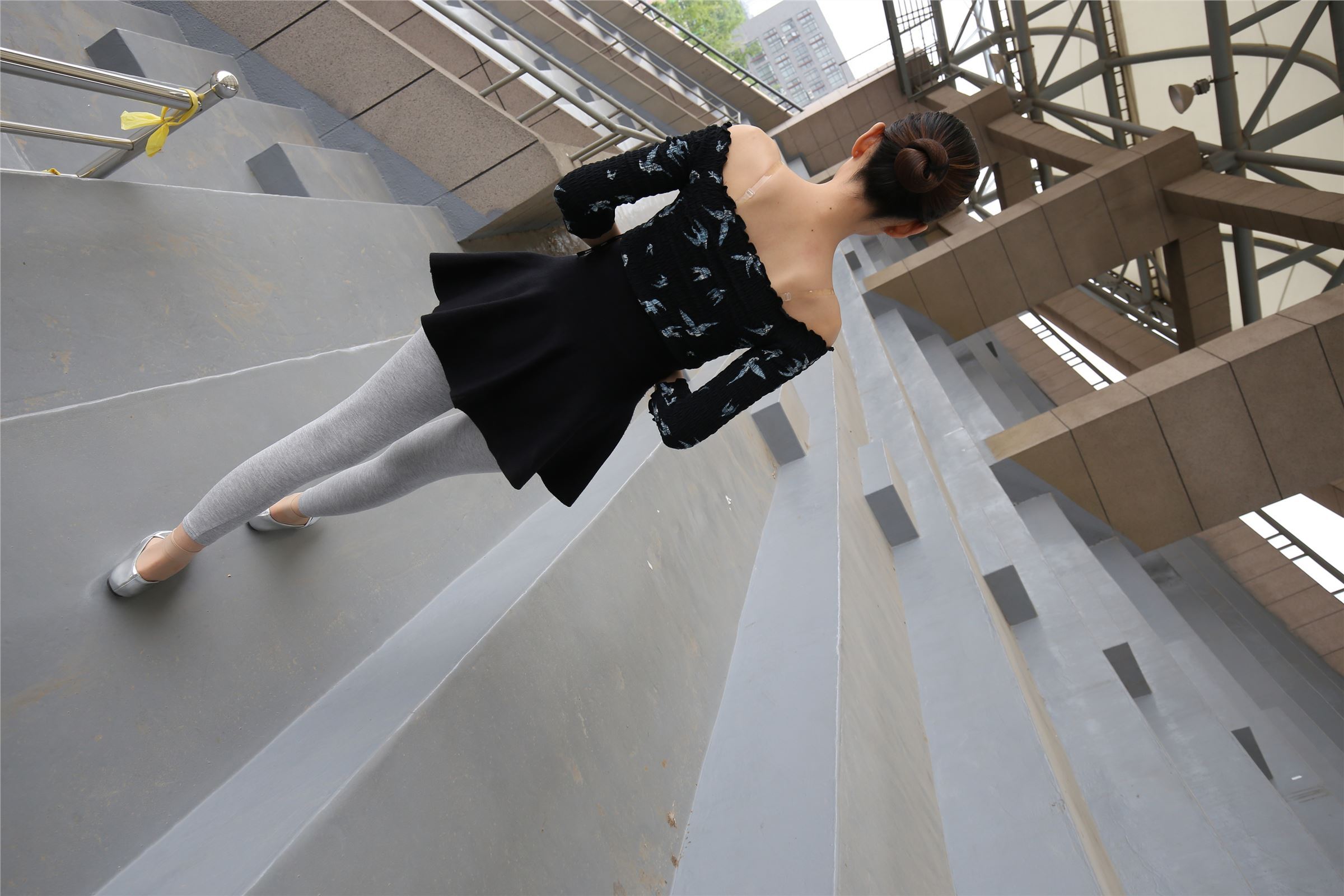 高中生-大西瓜套图 (56) 99P  ZXS-A230