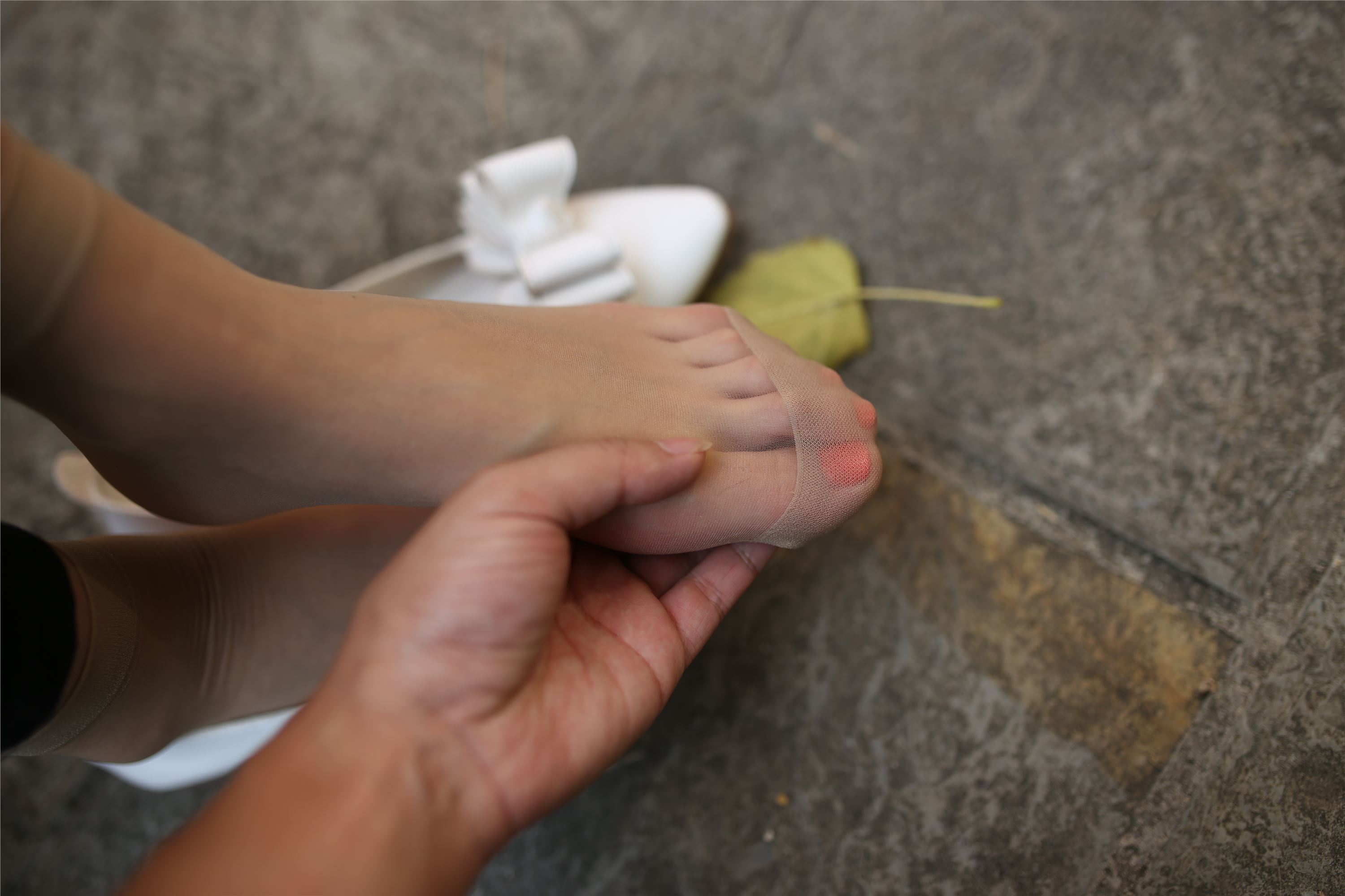 学妹肉丝 105P   ZXS-A115