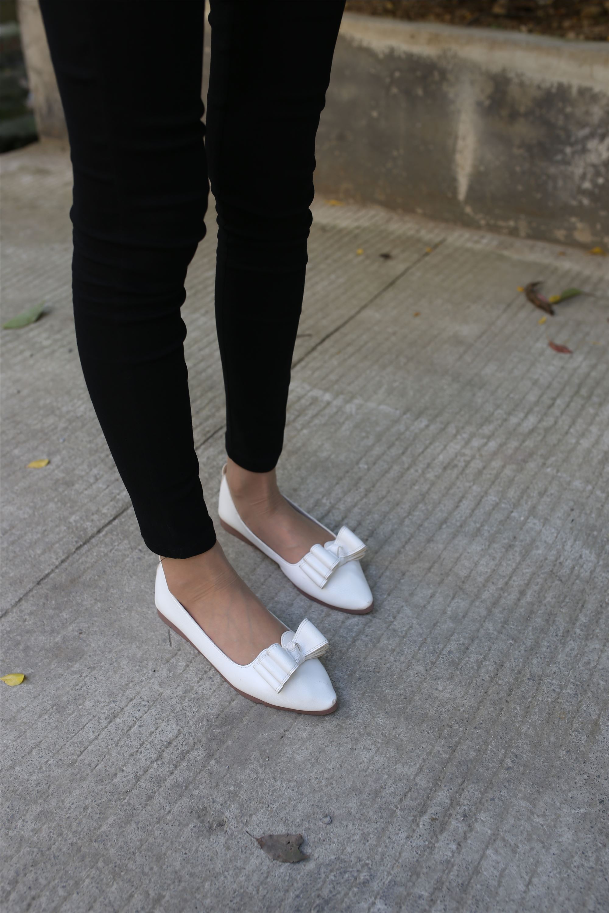 学妹肉丝 105P   ZXS-A115