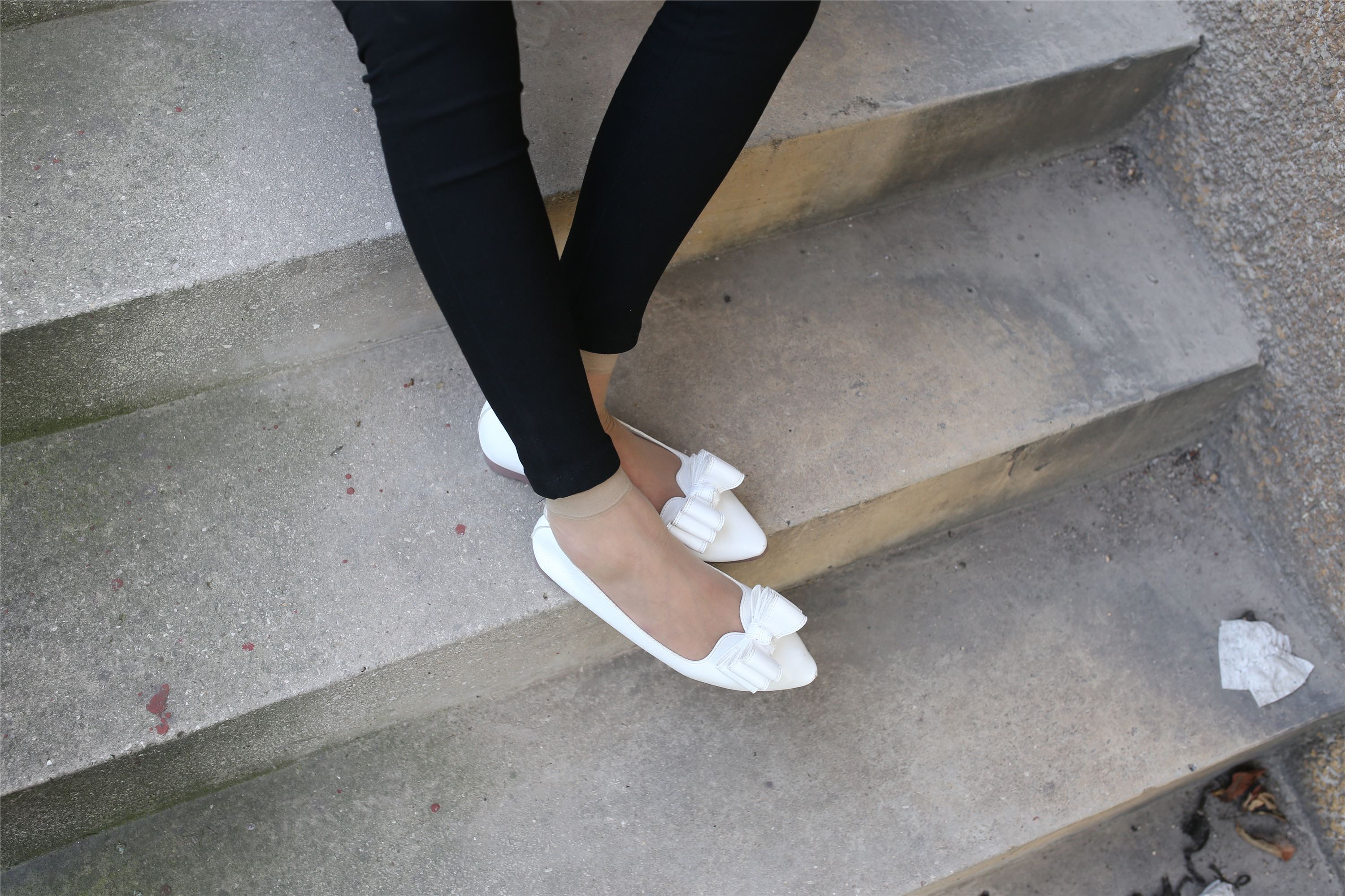 学妹肉丝 105P   ZXS-A115