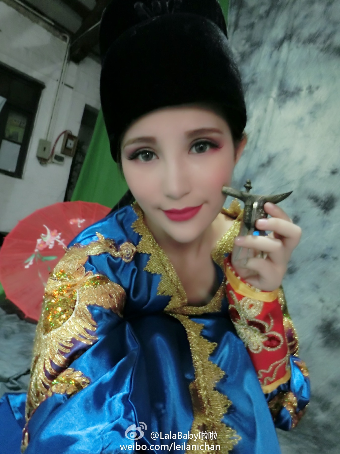 清新美少女 LalaBaby啦啦 生活照01