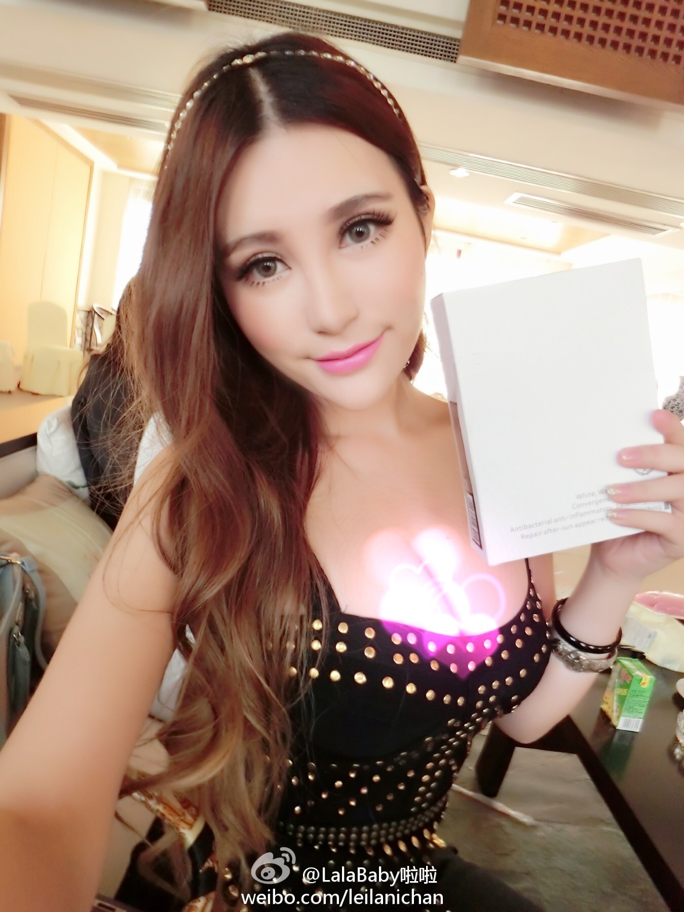 清新美少女 LalaBaby啦啦 生活照 2