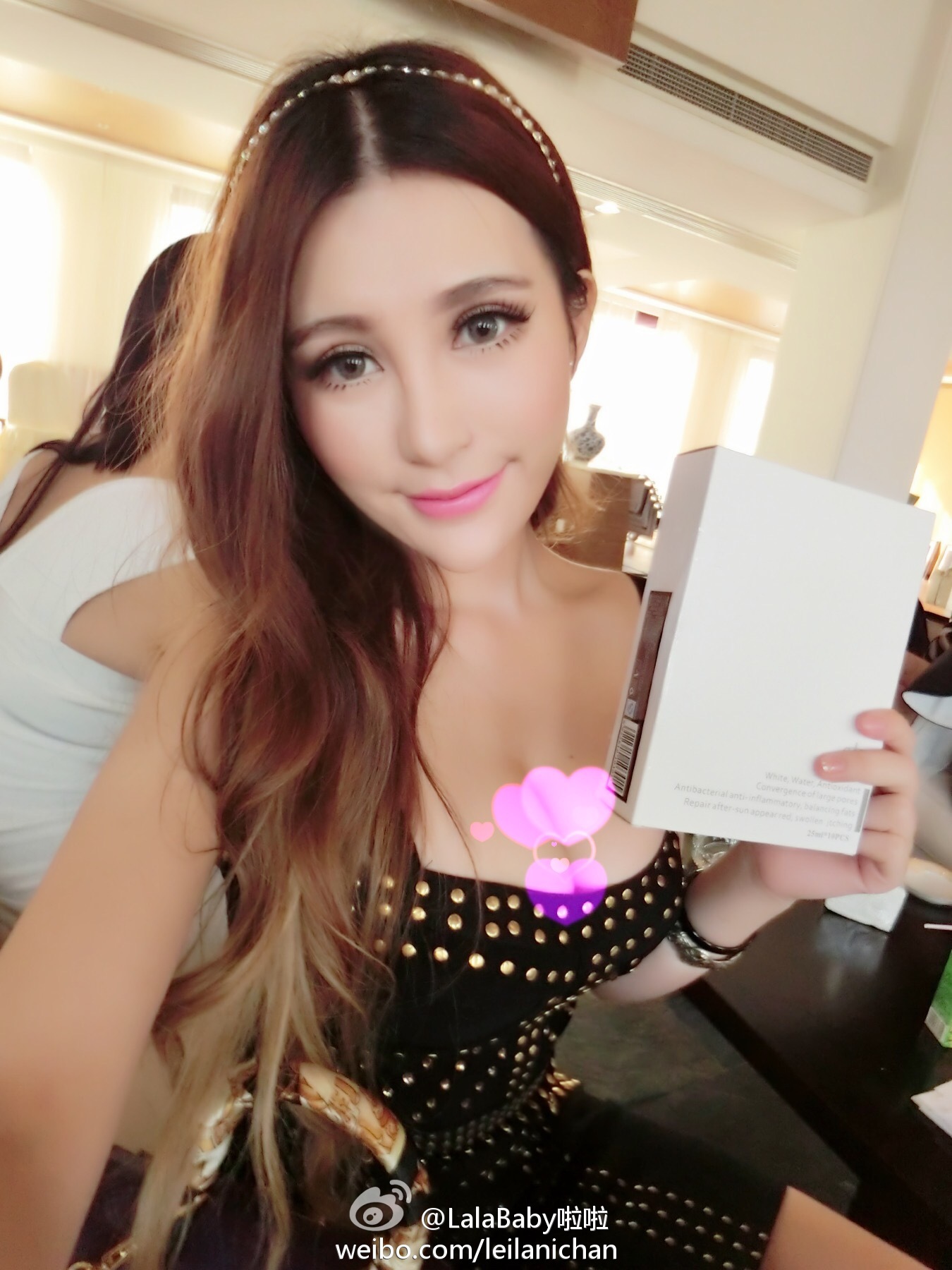 清新美少女 LalaBaby啦啦 生活照 2