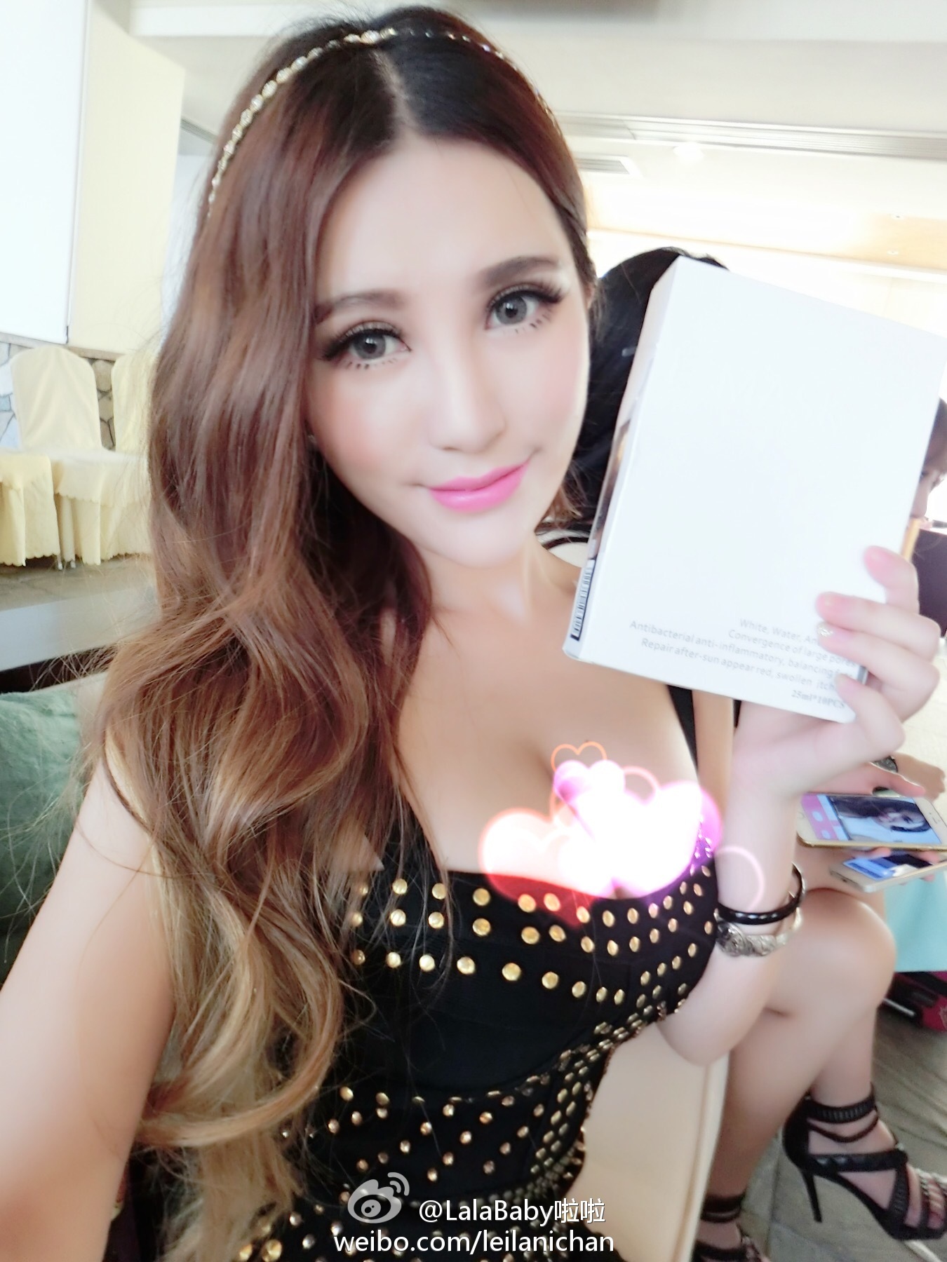 清新美少女 LalaBaby啦啦 生活照 2